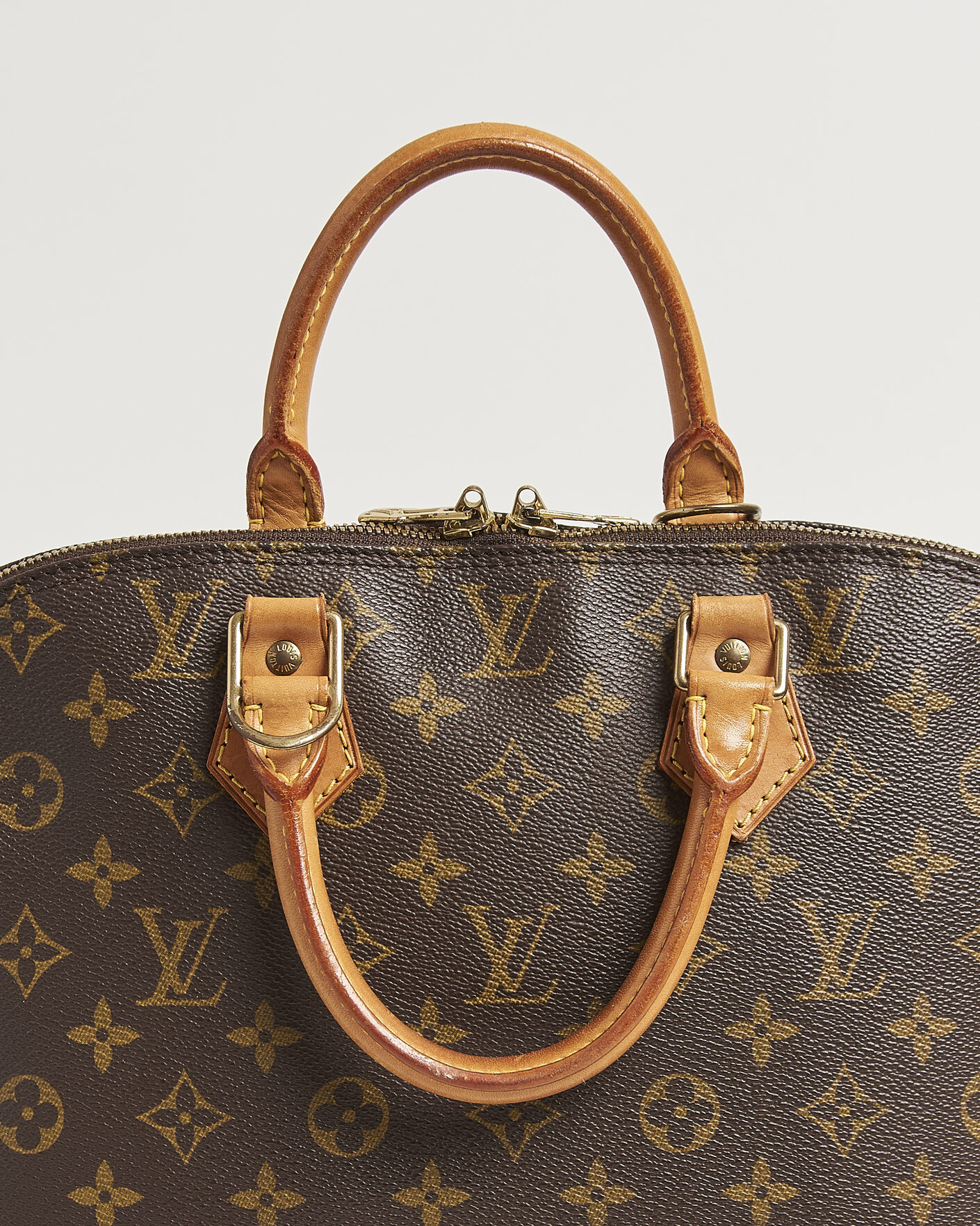 Herre | Pre-Owned & Vintage Bags | Louis Vuitton Pre-Owned | Alma Bag PM Monogram