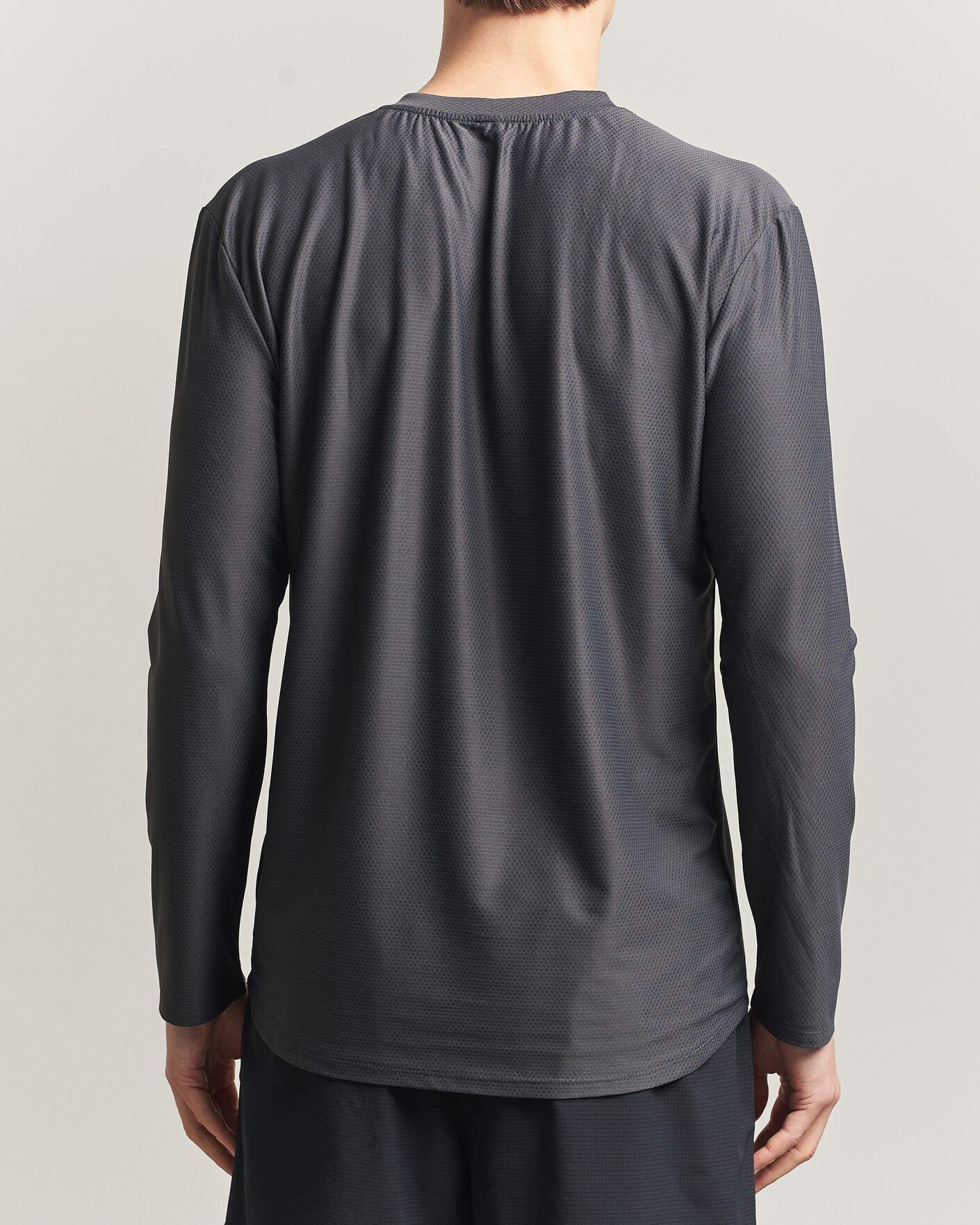 Herre | T-Shirts | DOXA | Rerun Long Sleeve T-Shirt Raven