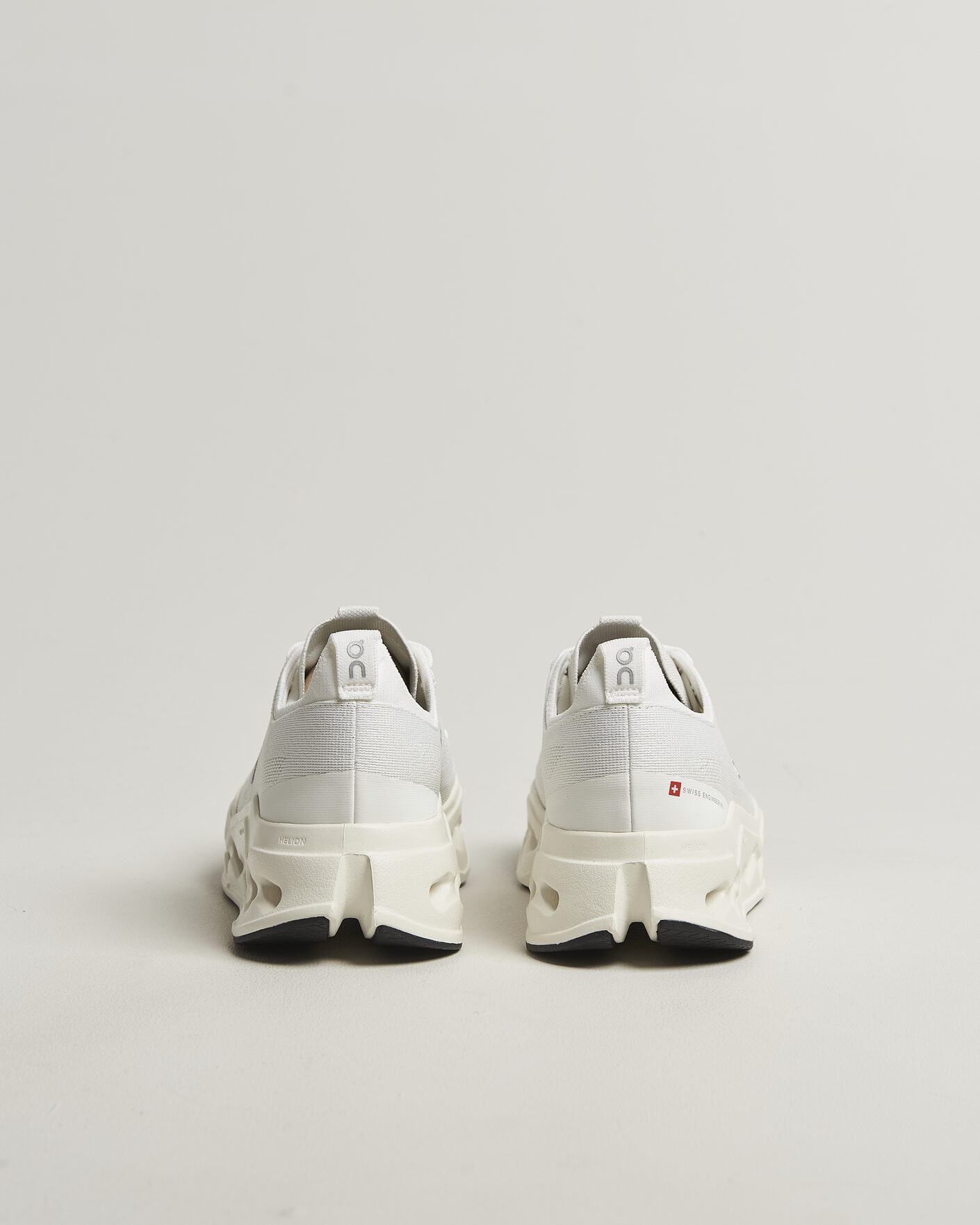 Herre | Løbesko | On | Cloudsurfer Max White/White