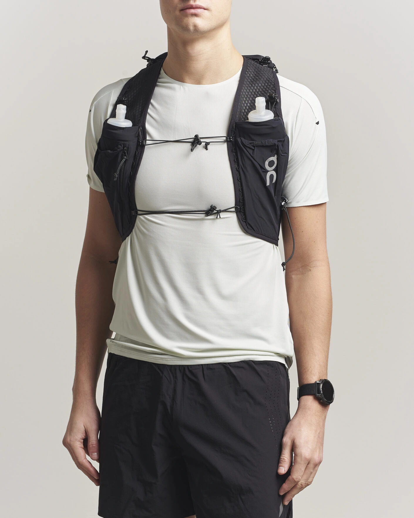 Herre | Activt tilbehør | On | Ultra Vest Pro 10L Black