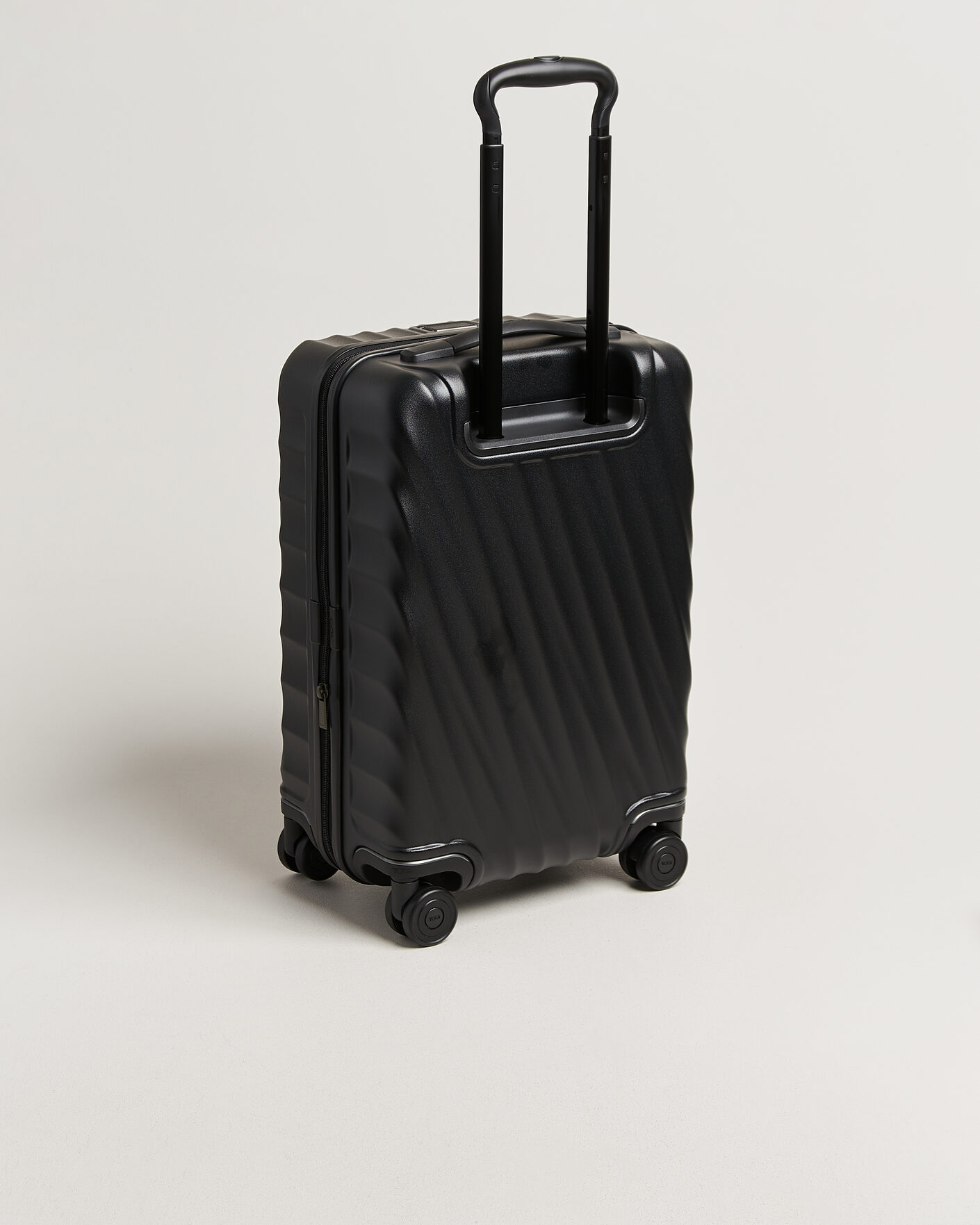 Herre | Tasker | TUMI | 19 Degree Carry-on Front Access Trolley Black