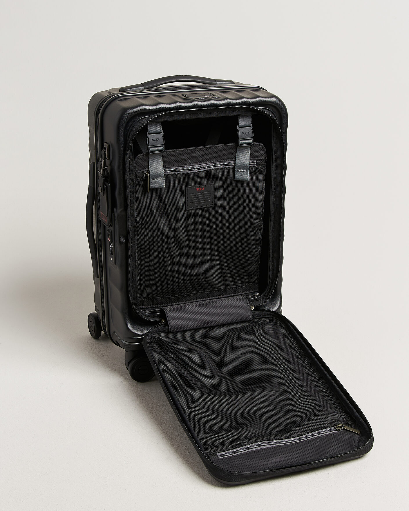 Herre | Tasker | TUMI | 19 Degree Carry-on Front Access Trolley Black
