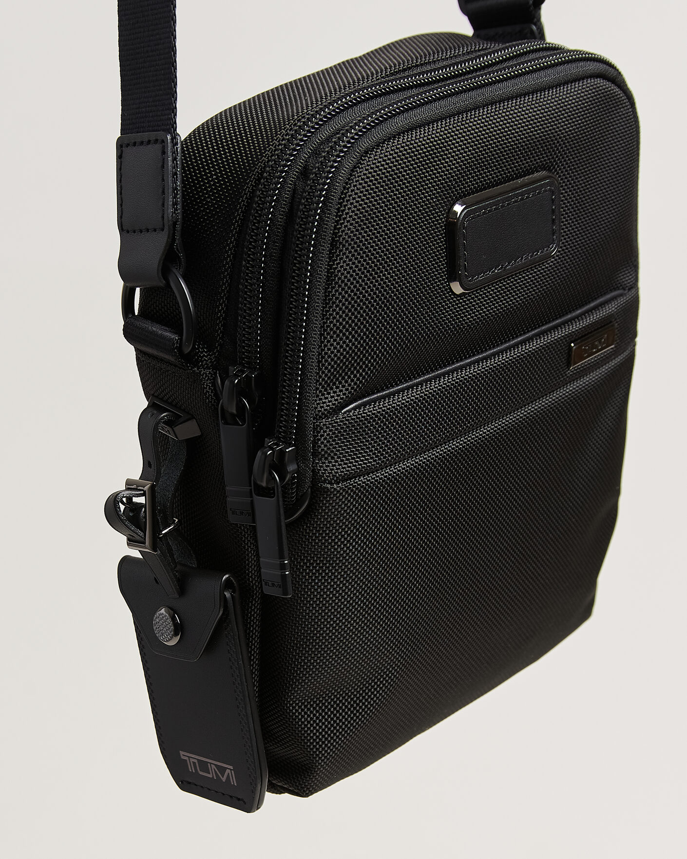 Herre | Tasker | TUMI | Alpha 4 Small Crossbody Bag Black