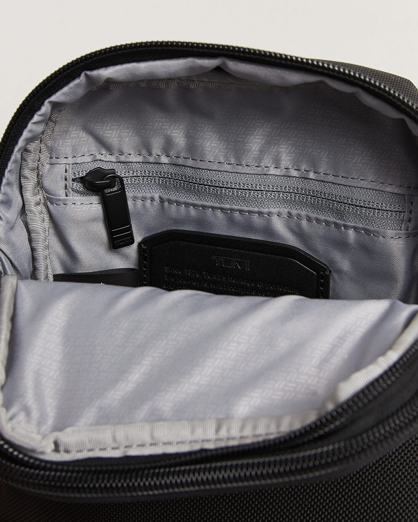 Herre | Tasker | TUMI | Alpha 4 Small Crossbody Bag Black