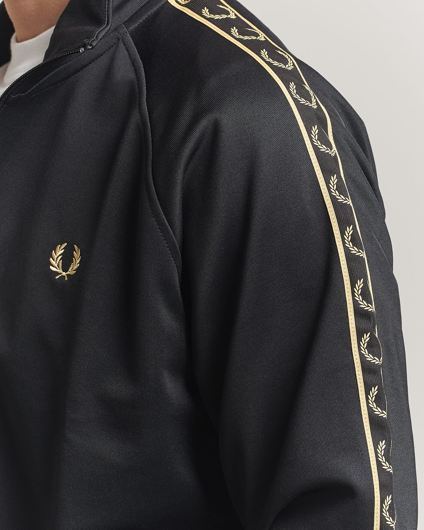 Herre | Trøjer | Fred Perry | Taped Track Jacket Black