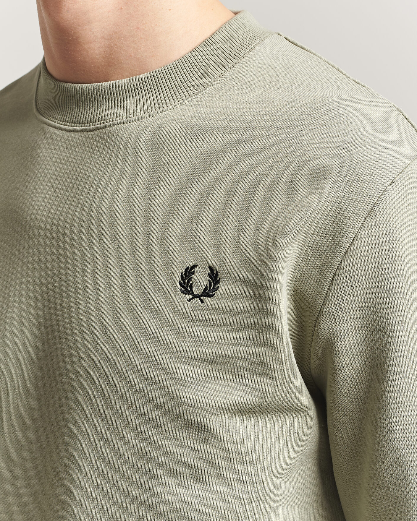 Herre | Trøjer | Fred Perry | Crew Neck Sweatshirt Seagrass Green