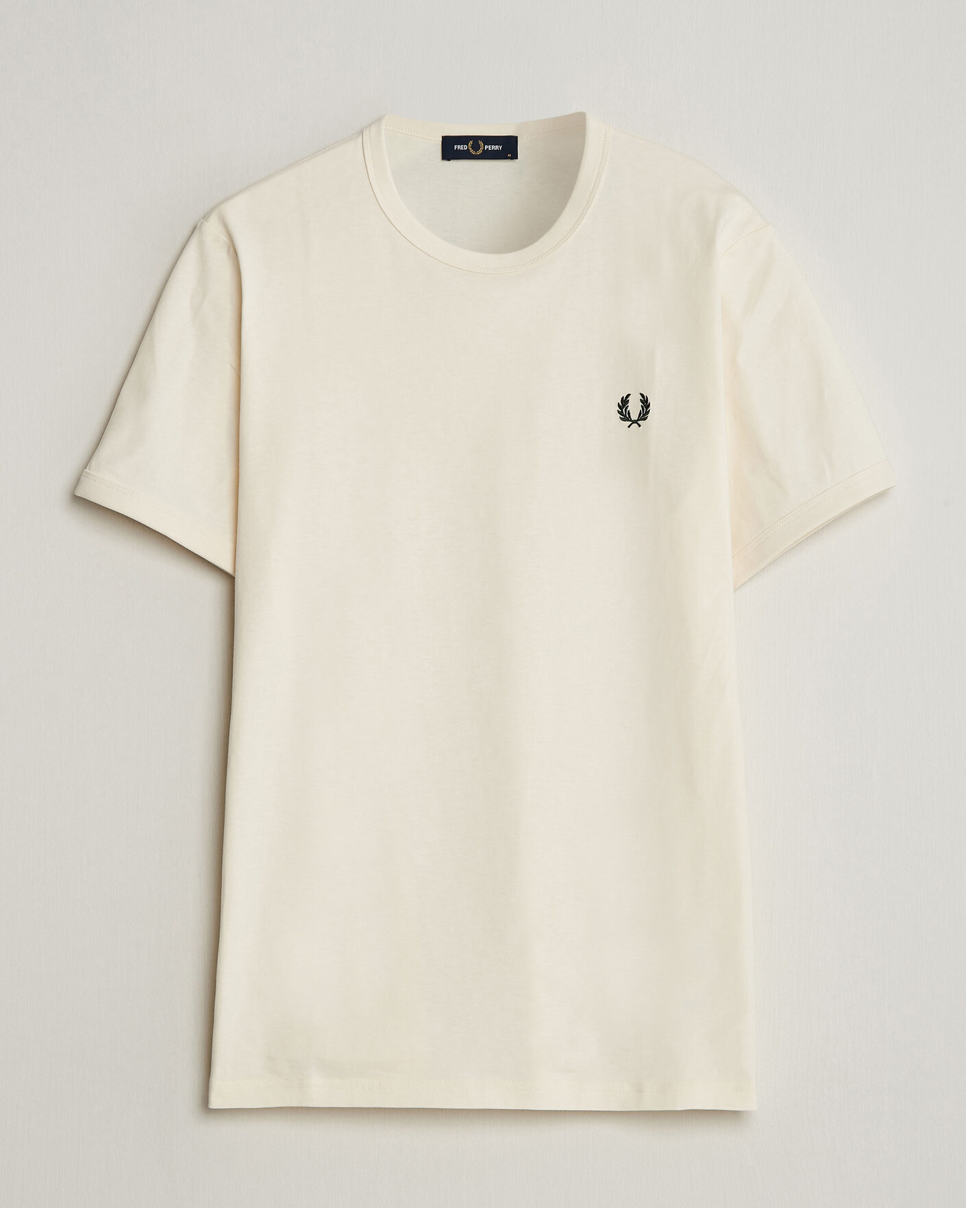 Herre | T-Shirts | Fred Perry | Ringer T-Shirt Ecru