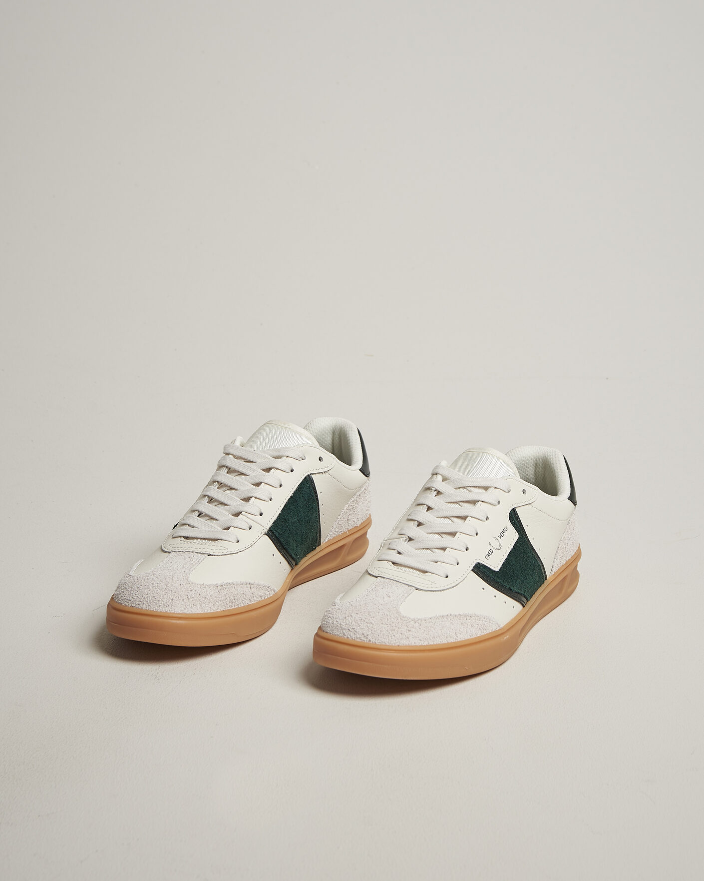 Herre | Sneakers | Fred Perry | B4 Leather/Suede Sneaker Light Ecru/Green