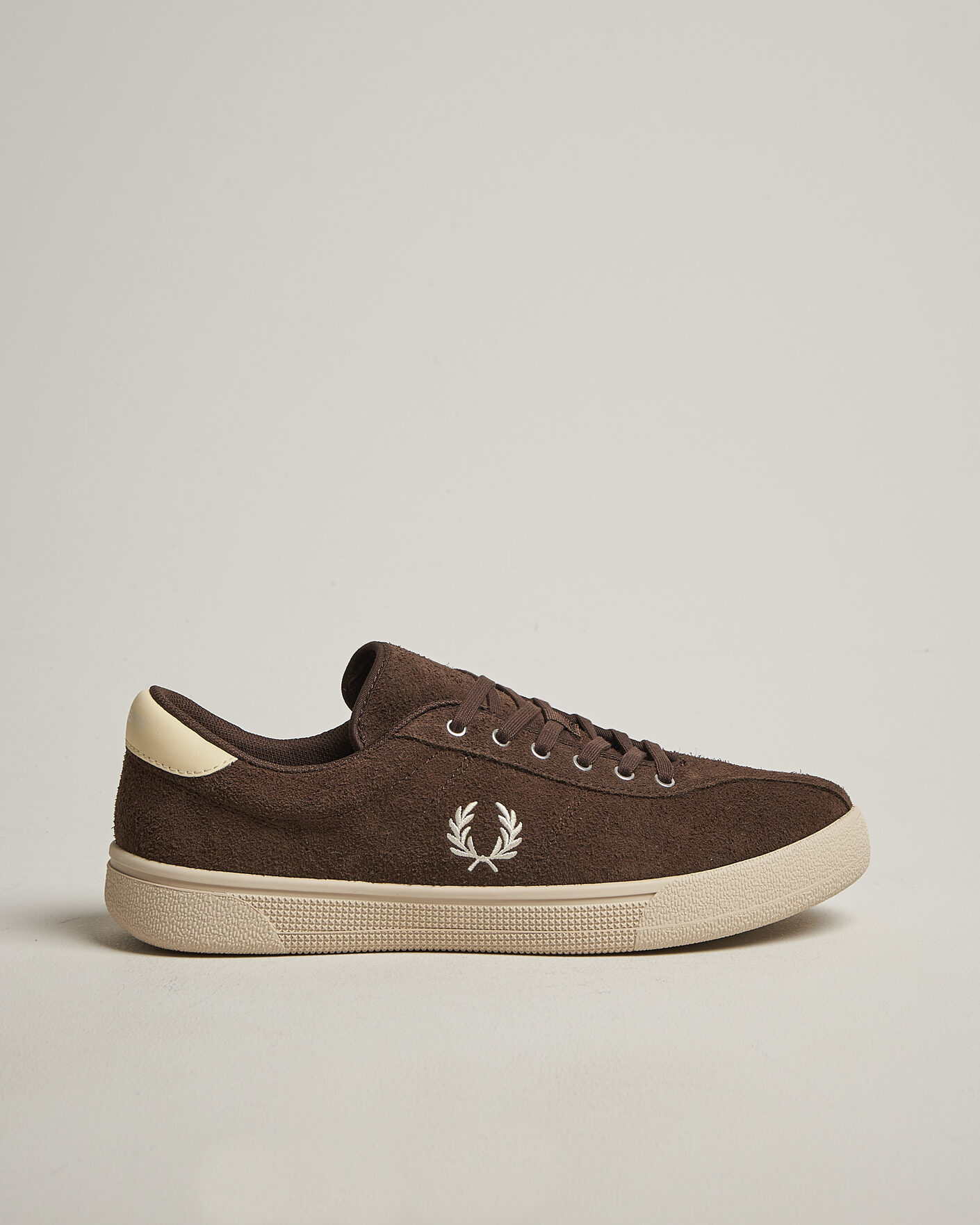Herre | Sneakers | Fred Perry | Tennis Suede Sneaker Burnt Tobacco