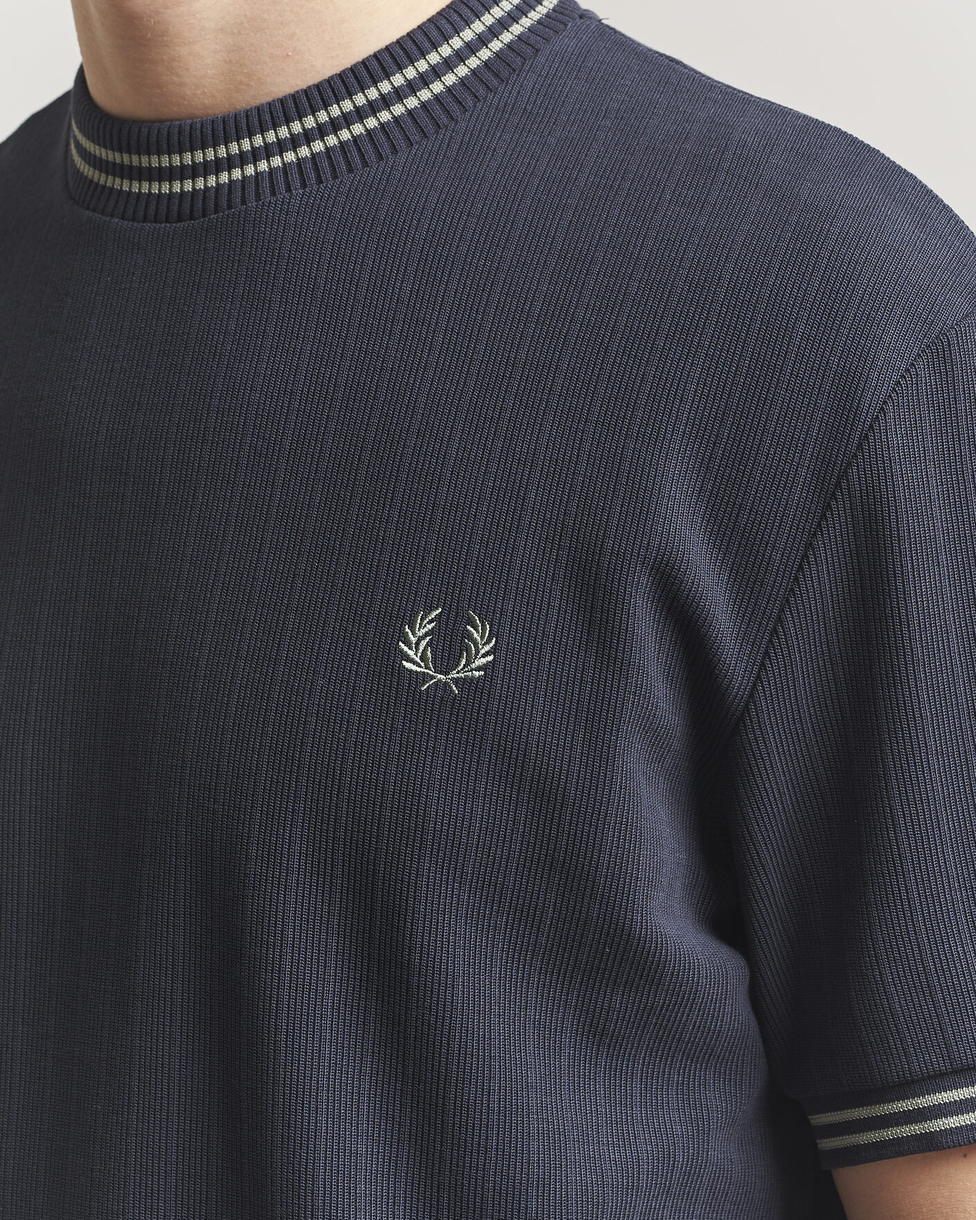 Herre | T-Shirts | Fred Perry | Rib Knitted T-Shirt Navy