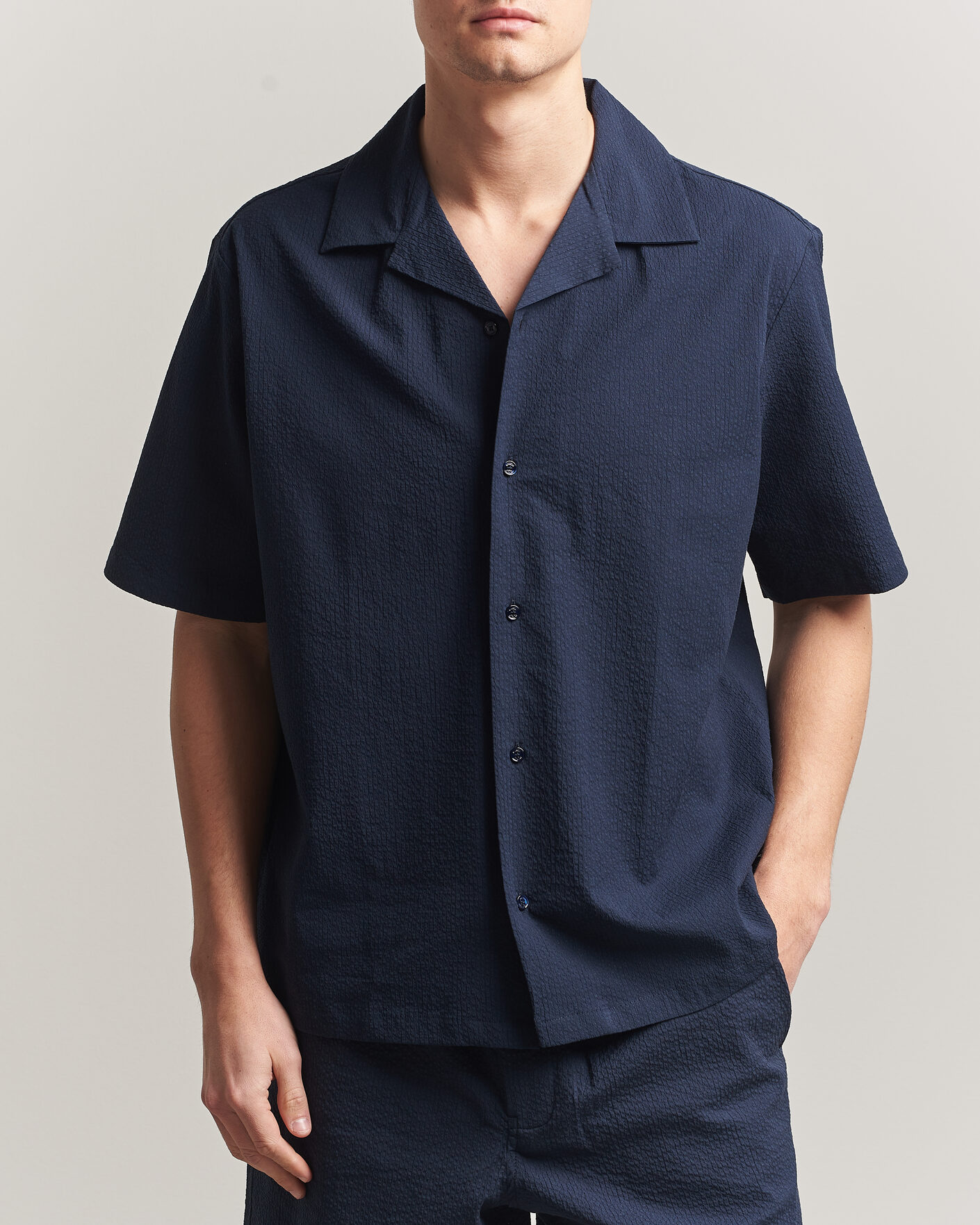 Herre | Skjorter | Maison Kitsuné | Seersucker Resort Shirt Navy