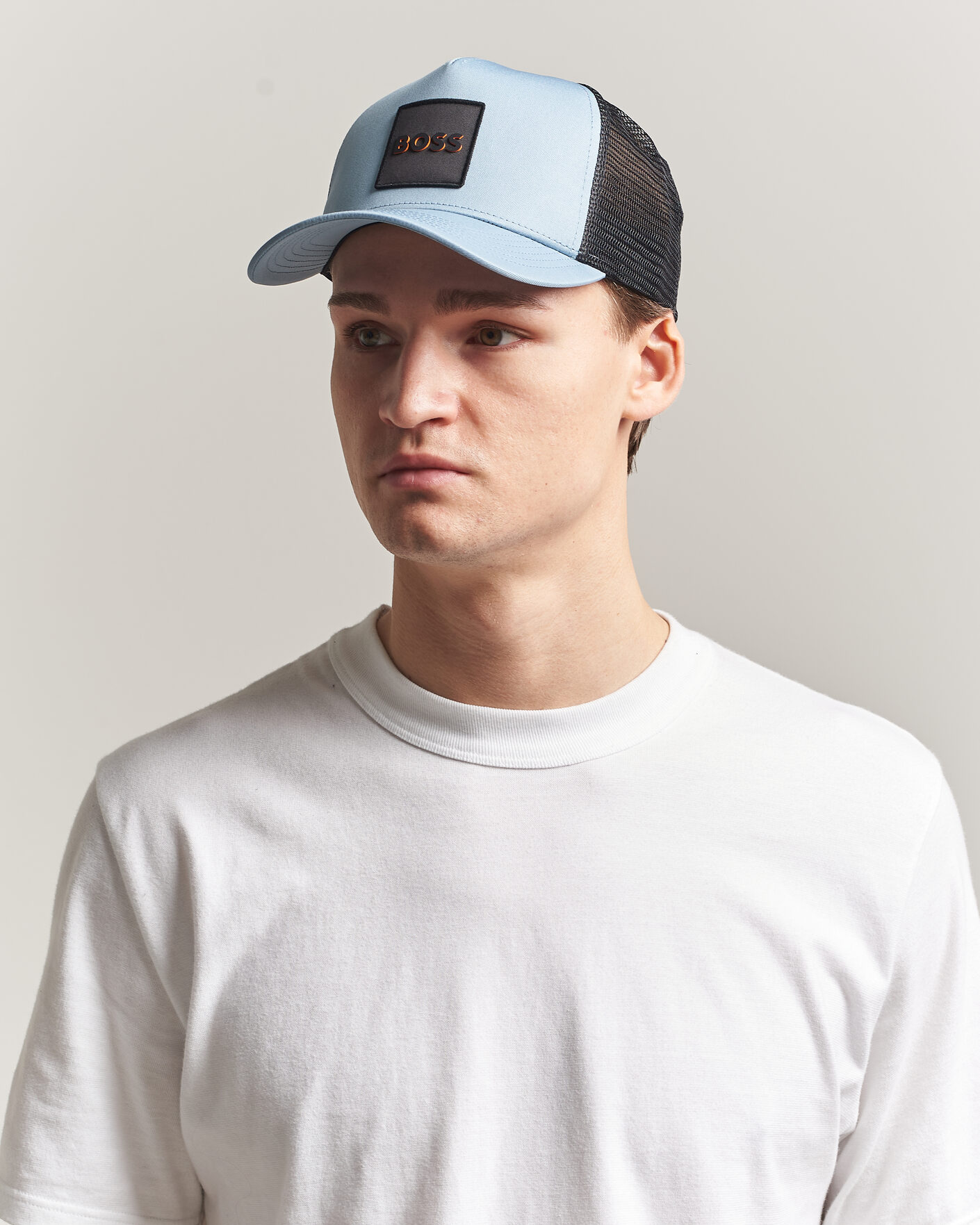 Herre | Hatte & kasketter | BOSS ORANGE | Elliot Trucker Cap Light Blue