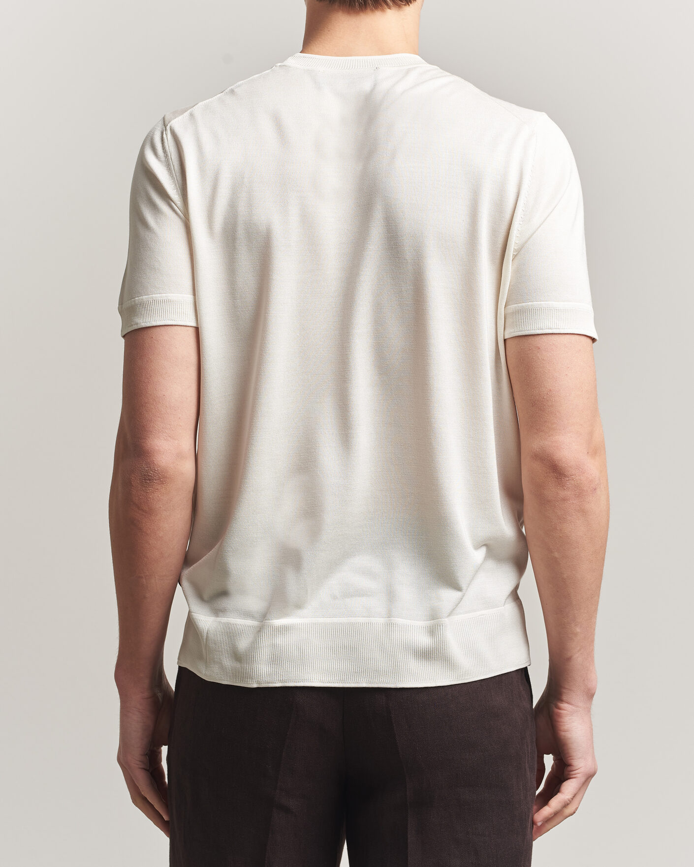 Herre | T-Shirts | BOSS CAMEL | Nottano Silk Knitted T-Shirt Open White