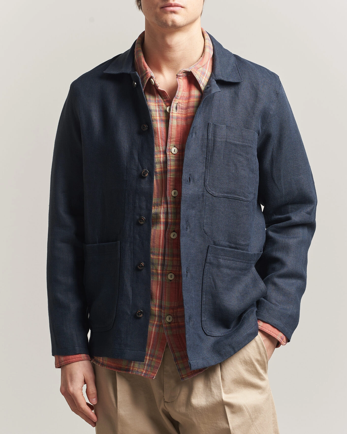 Herre | Skjorter | Peregrine | Windsor Linen Shacket Navy Stripe