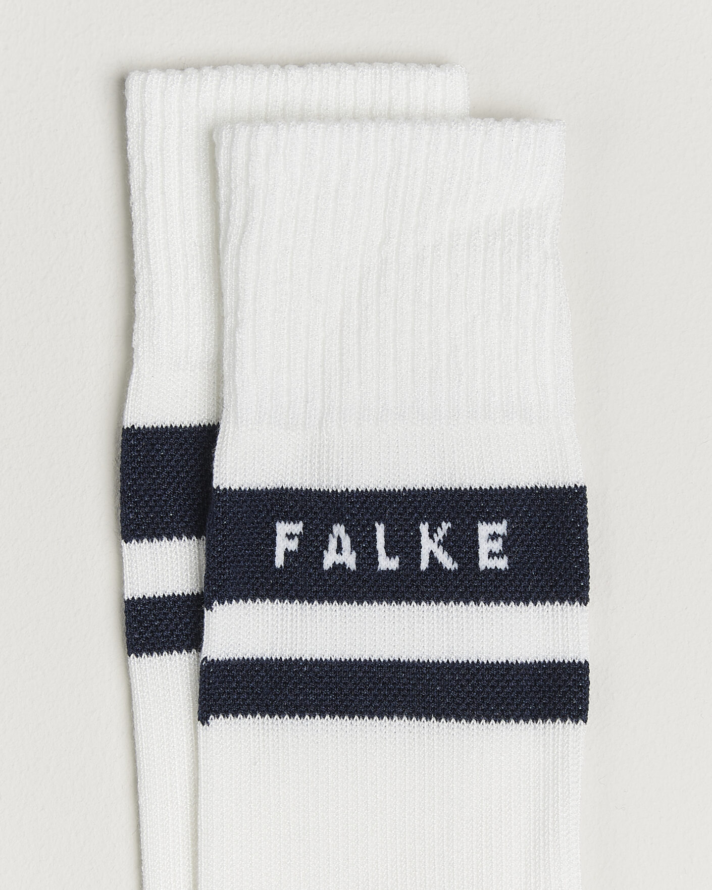 Herre | Undertøj | Falke Sport | TK2 Explore Cool Trekking Socks White