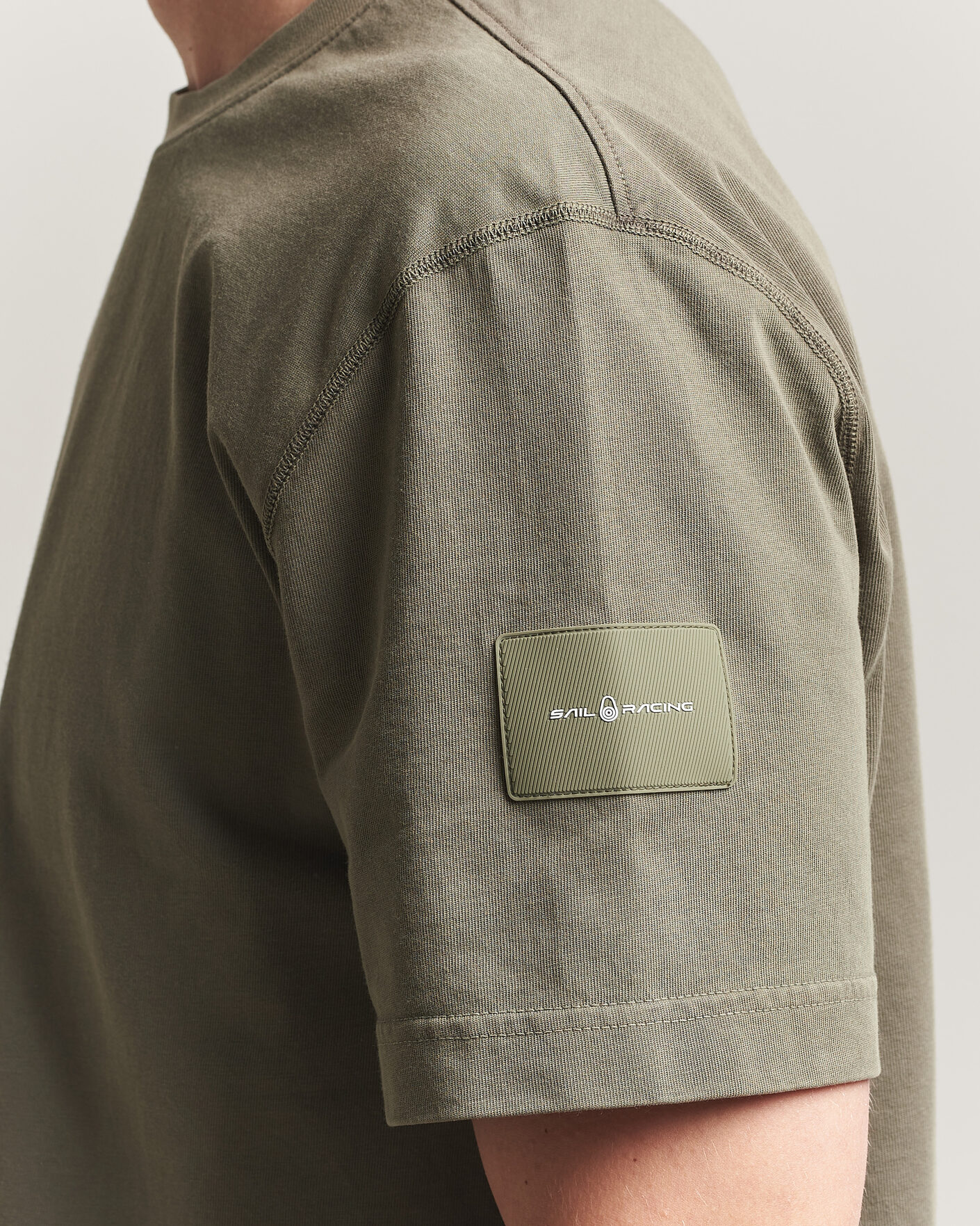 Herre | T-Shirts | Sail Racing | Wind Pigment Dyed T-Shirt Mud Green