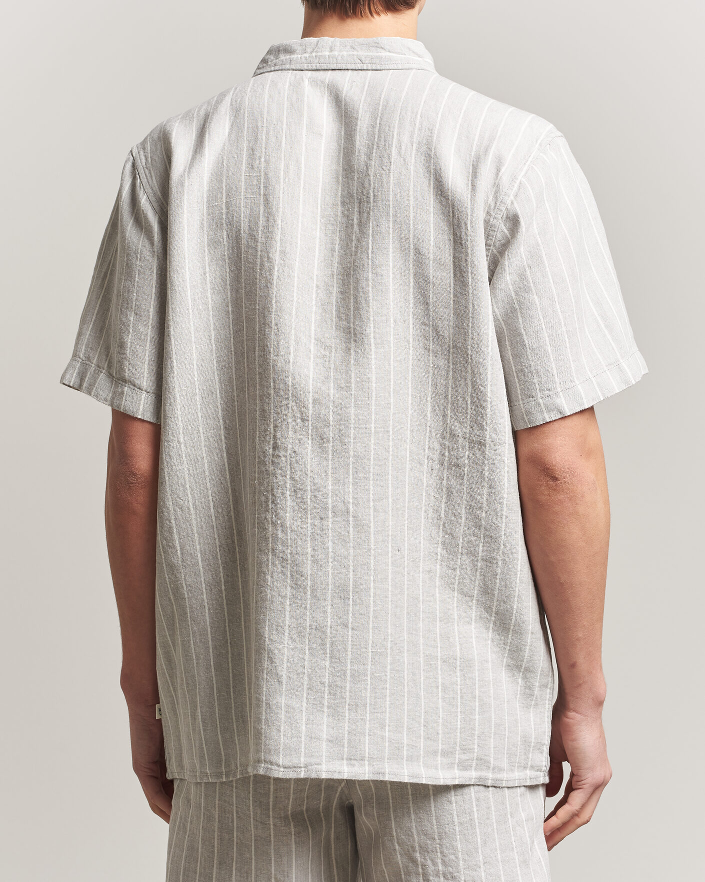 Herre | Skjorter | KnowledgeCotton Apparel | Striped Linen Resort Shirt Grey