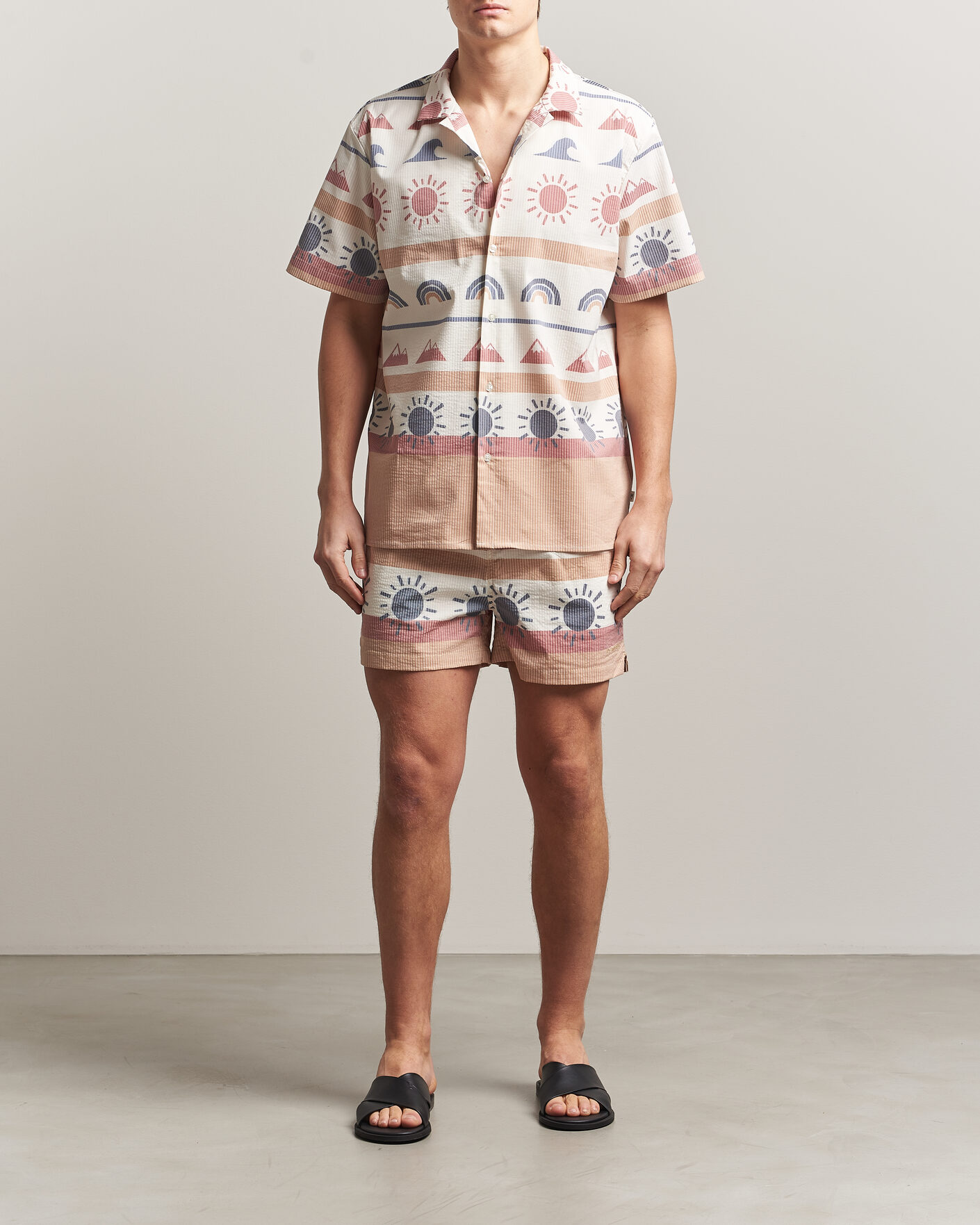Herre | Skjorter | KnowledgeCotton Apparel | Relaxed Printed AOP Short Sleeve Shirt Multi