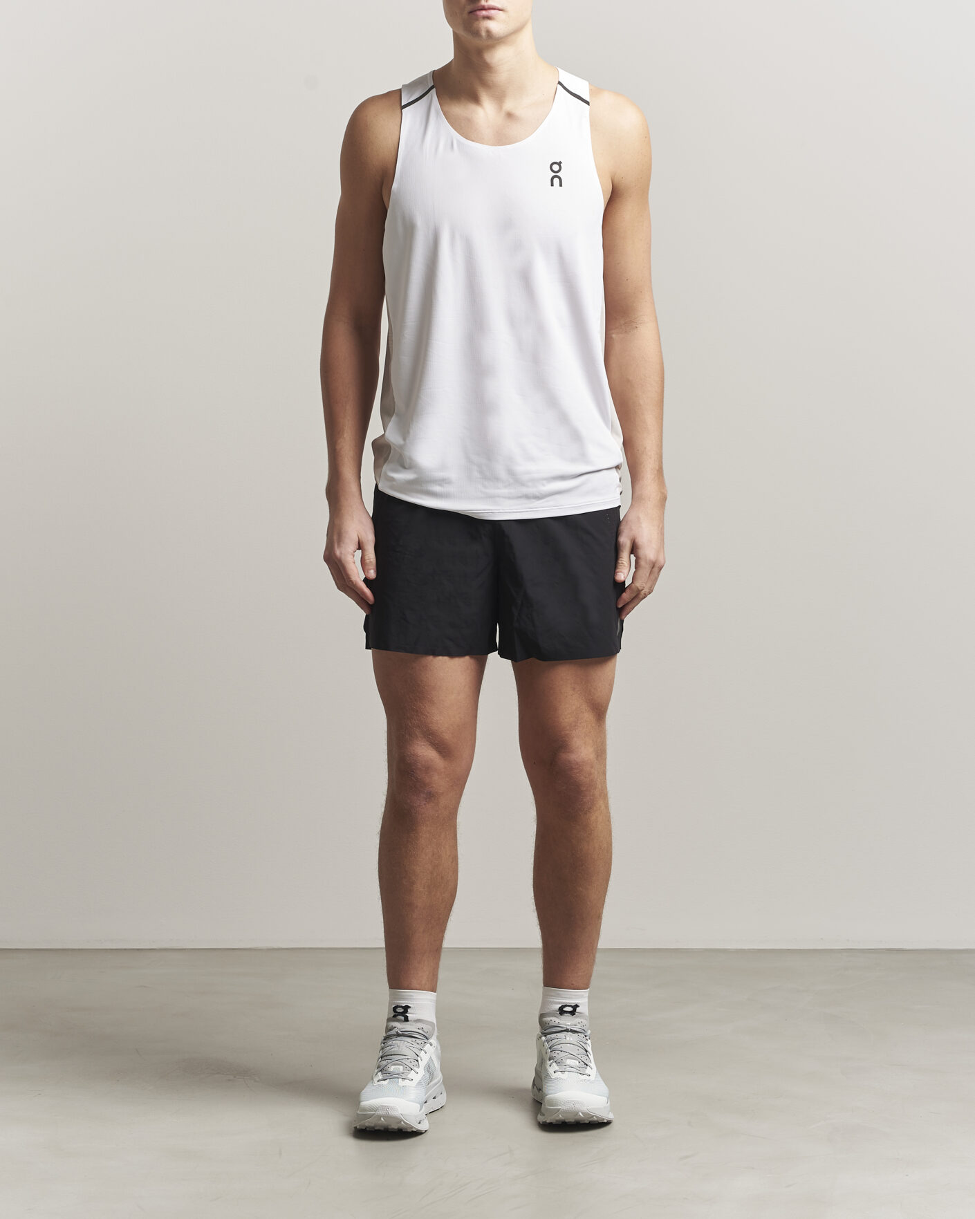 Herre | T-Shirts | On | Performance Tank  White/Silver