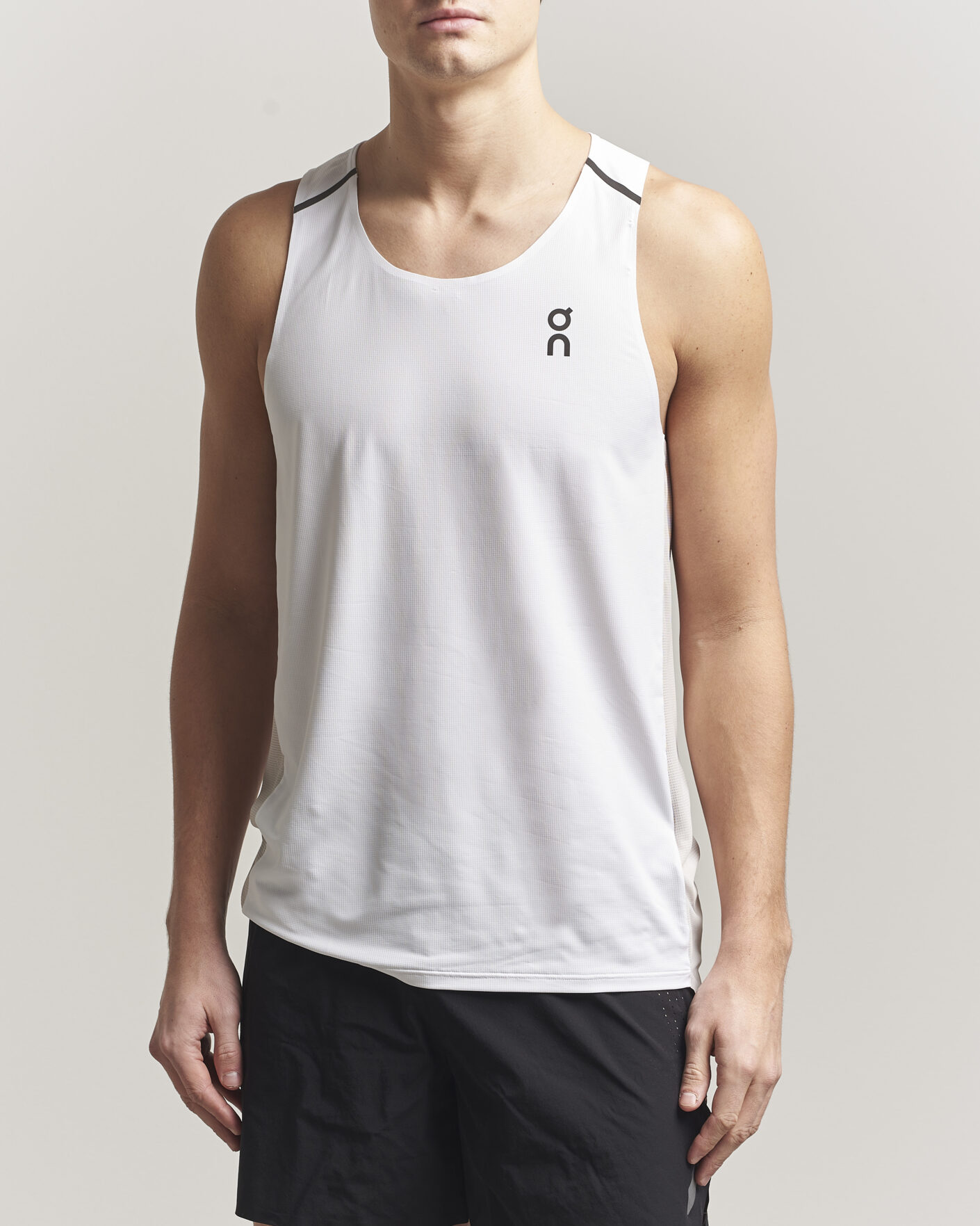 Herre | T-Shirts | On | Performance Tank White/Silver