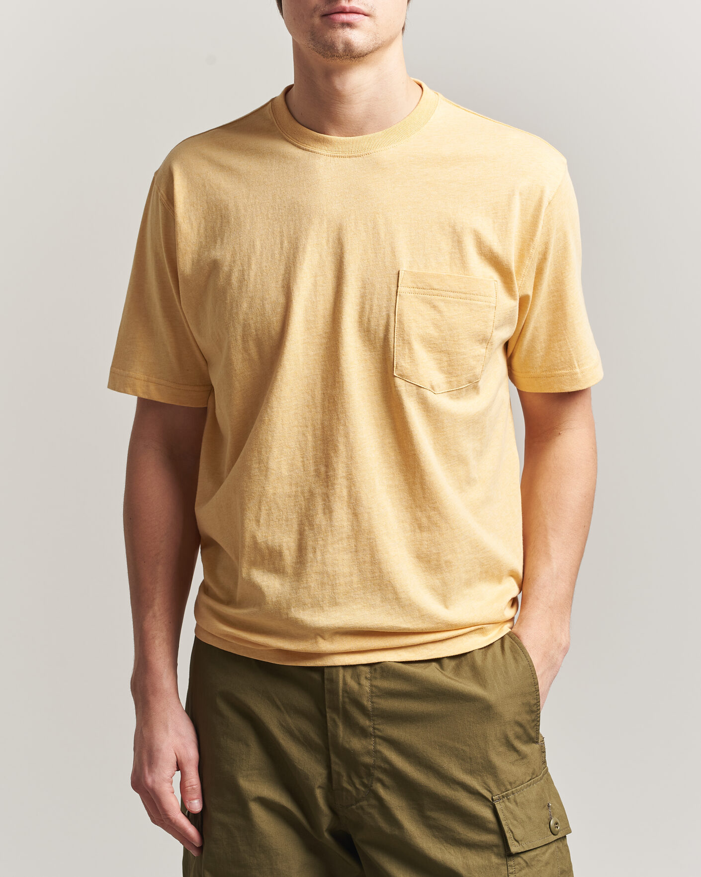 Herre | T-Shirts | BEAMS PLUS | Pocket Tee Yellow