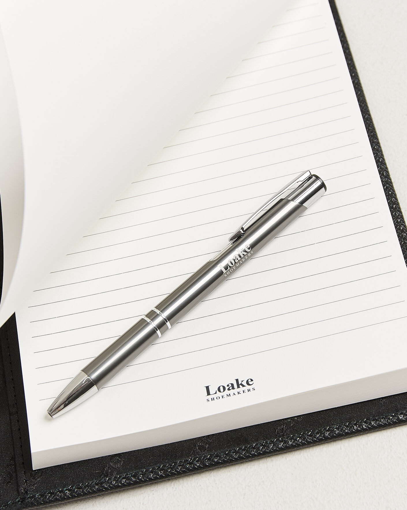 Herre | Notesbøger | Loake Shoemakers | Savoy Grain Leather Notebook Black