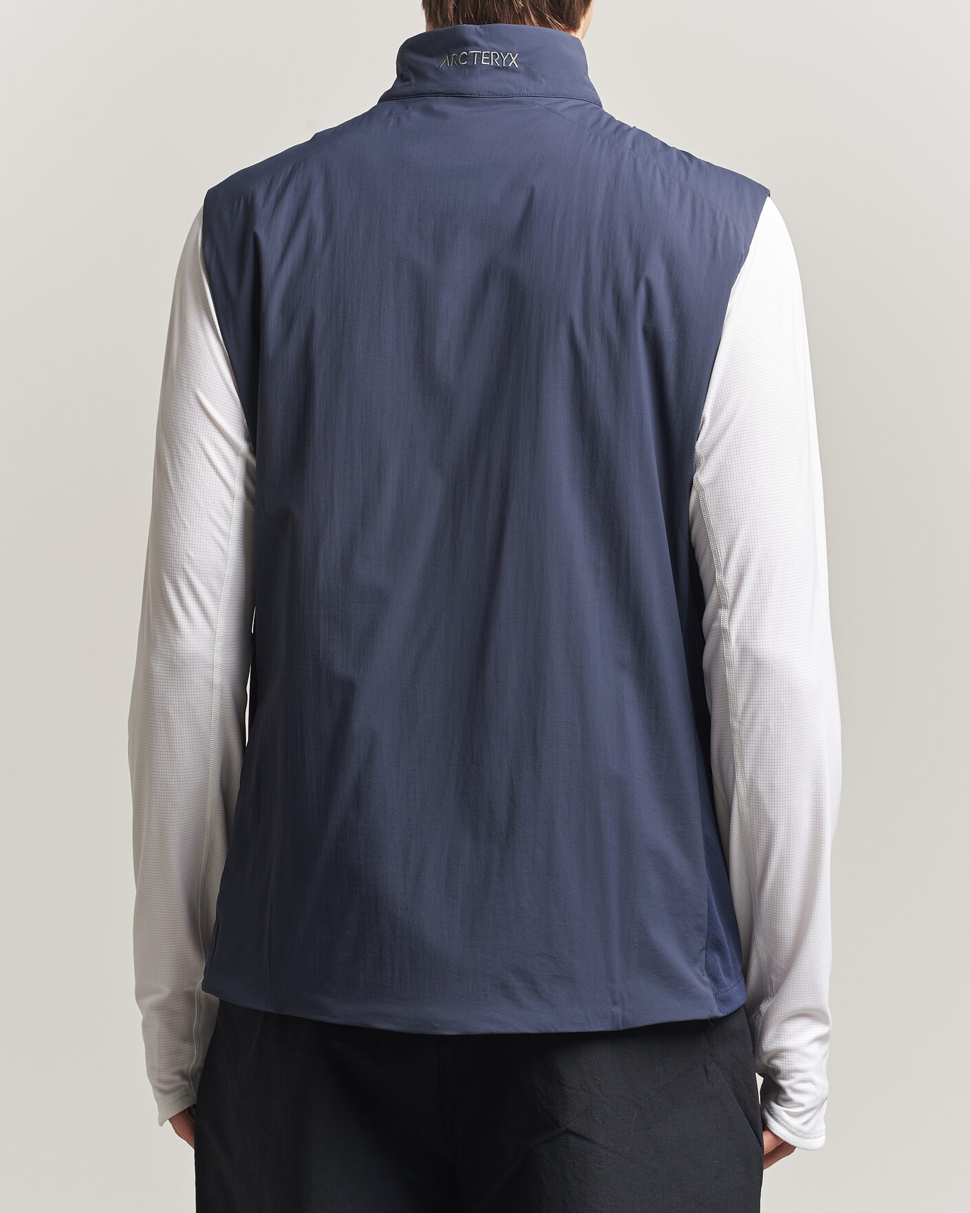 Herre | Veste | Arc'teryx | Atom Lightweight Vest Black Sapphire