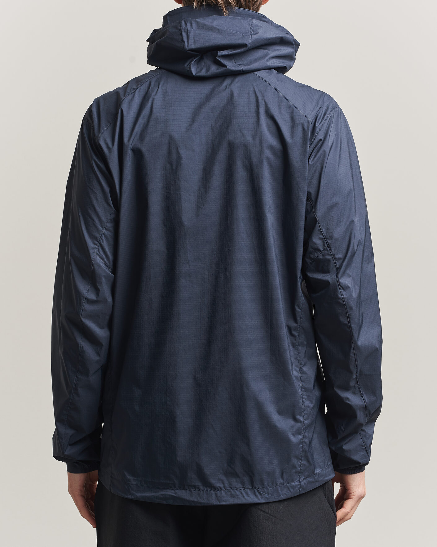 Herre | Jakker | Arc'teryx | Squamish Lightweight Hooded Jacket Black Sapphire