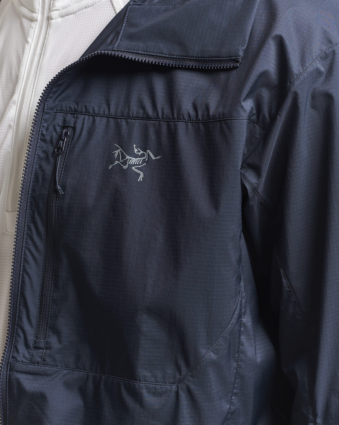 Herre | Jakker | Arc'teryx | Squamish Lightweight Hooded Jacket Black Sapphire