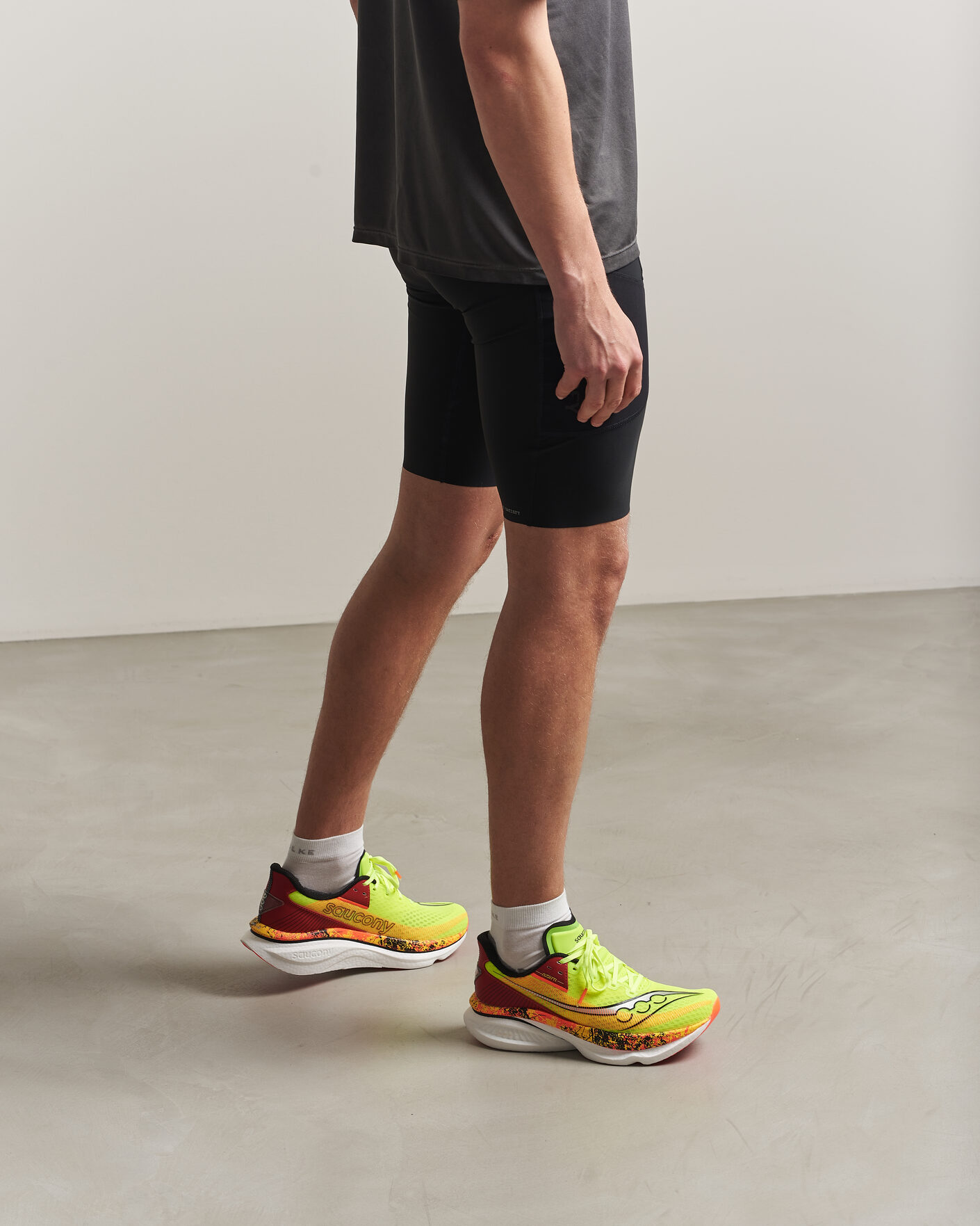 Herre | Løbesko | Saucony | Endorphin Azura Citron/Black