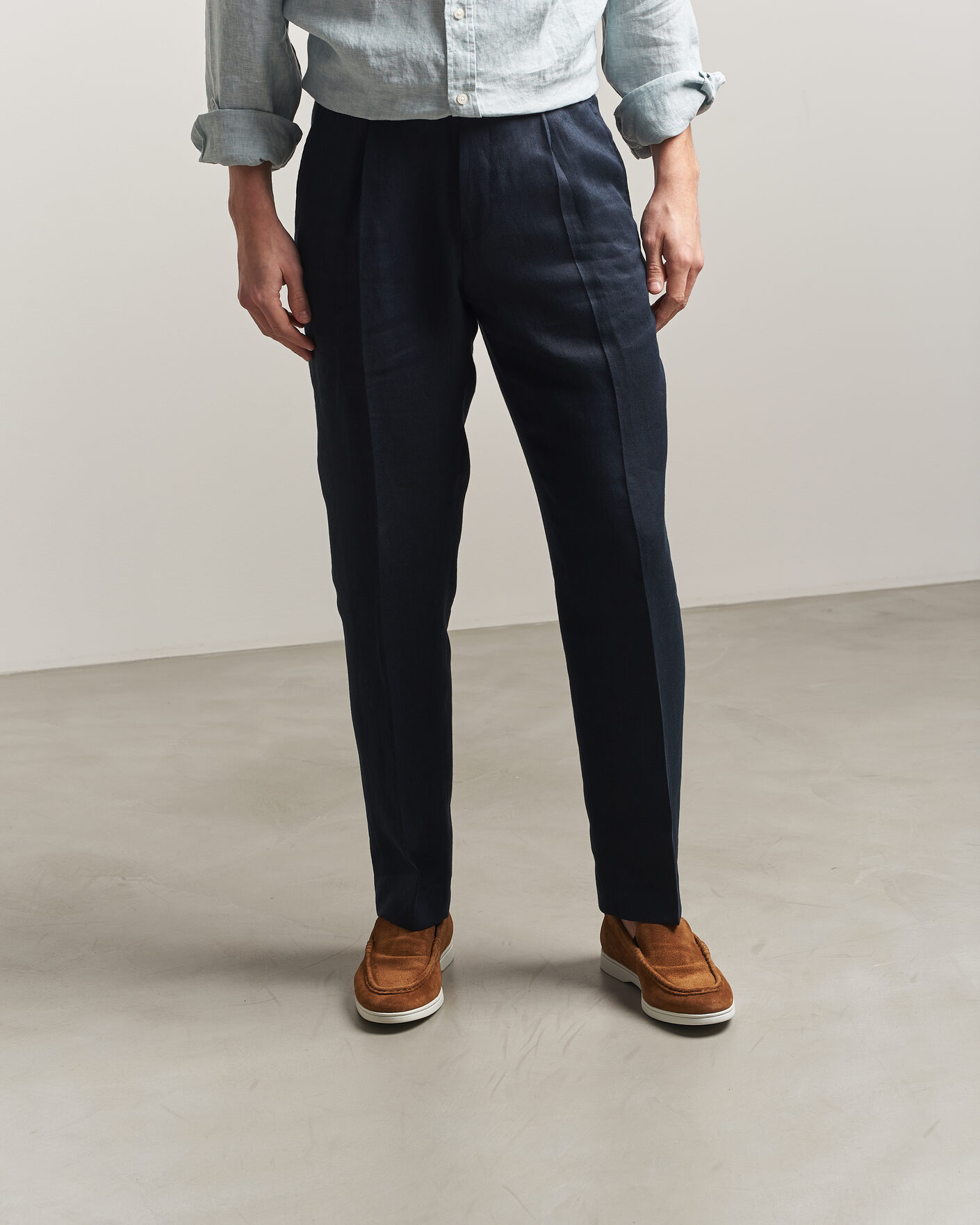 Herre | Loafers | Charles Tyrwhitt | Suede Slip On Loafers Light Brown