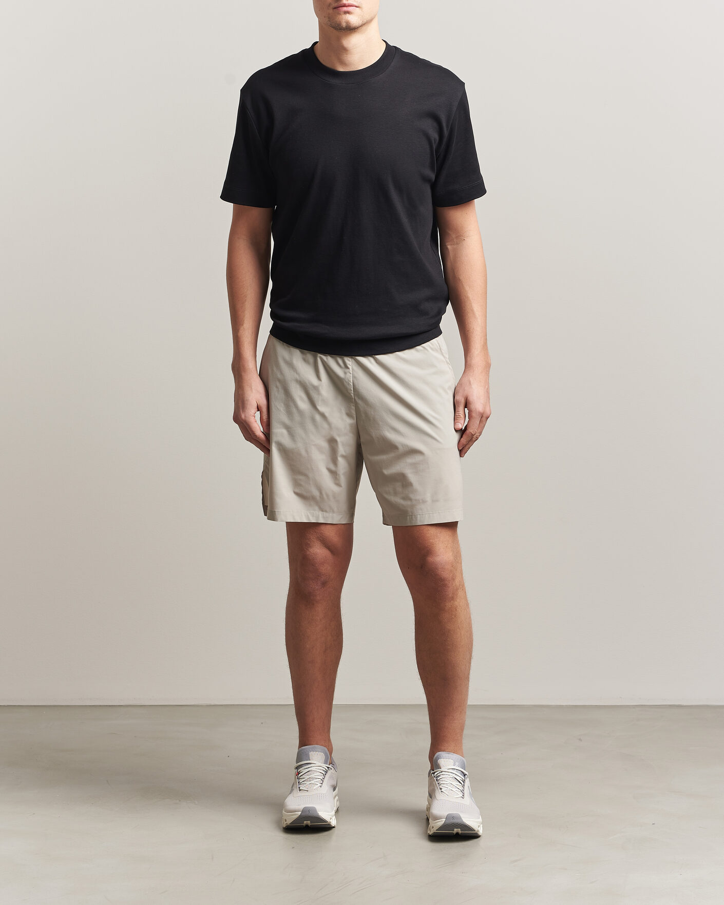 Herre | Shorts | Houdini | Pace Light Shorts Greenish Grey