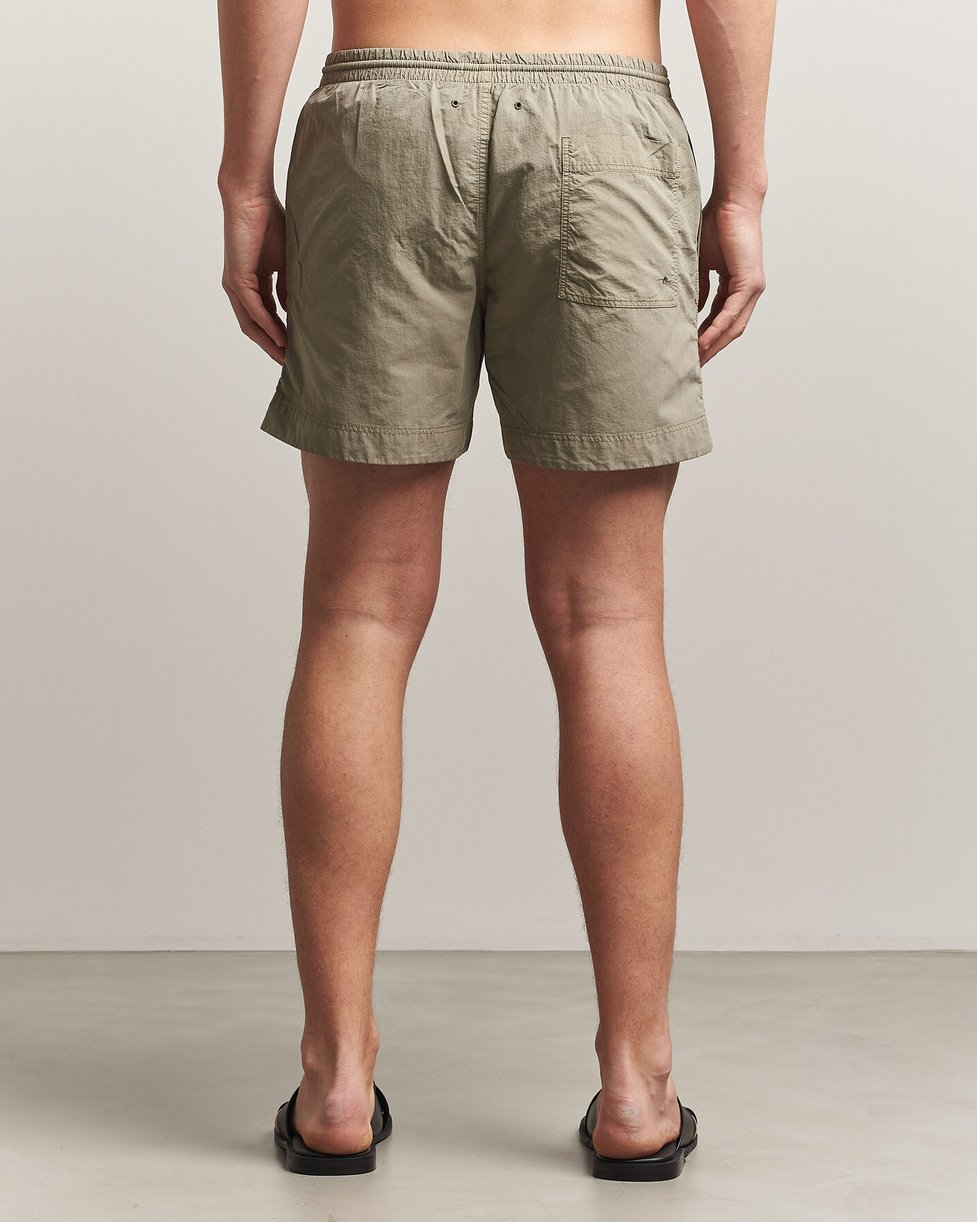 Herre | Badebukser | Woolrich | Solid Garment Dyed Swimshorts Smokey Olive