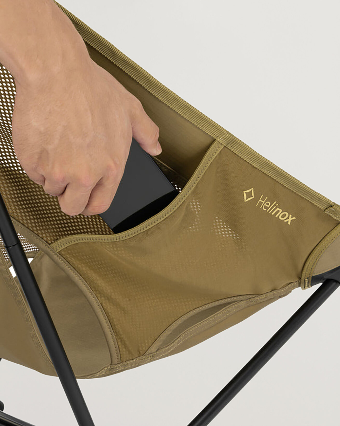 Herre | Outdoor living | Helinox | Chair One (Re) Packable Coyote Tan