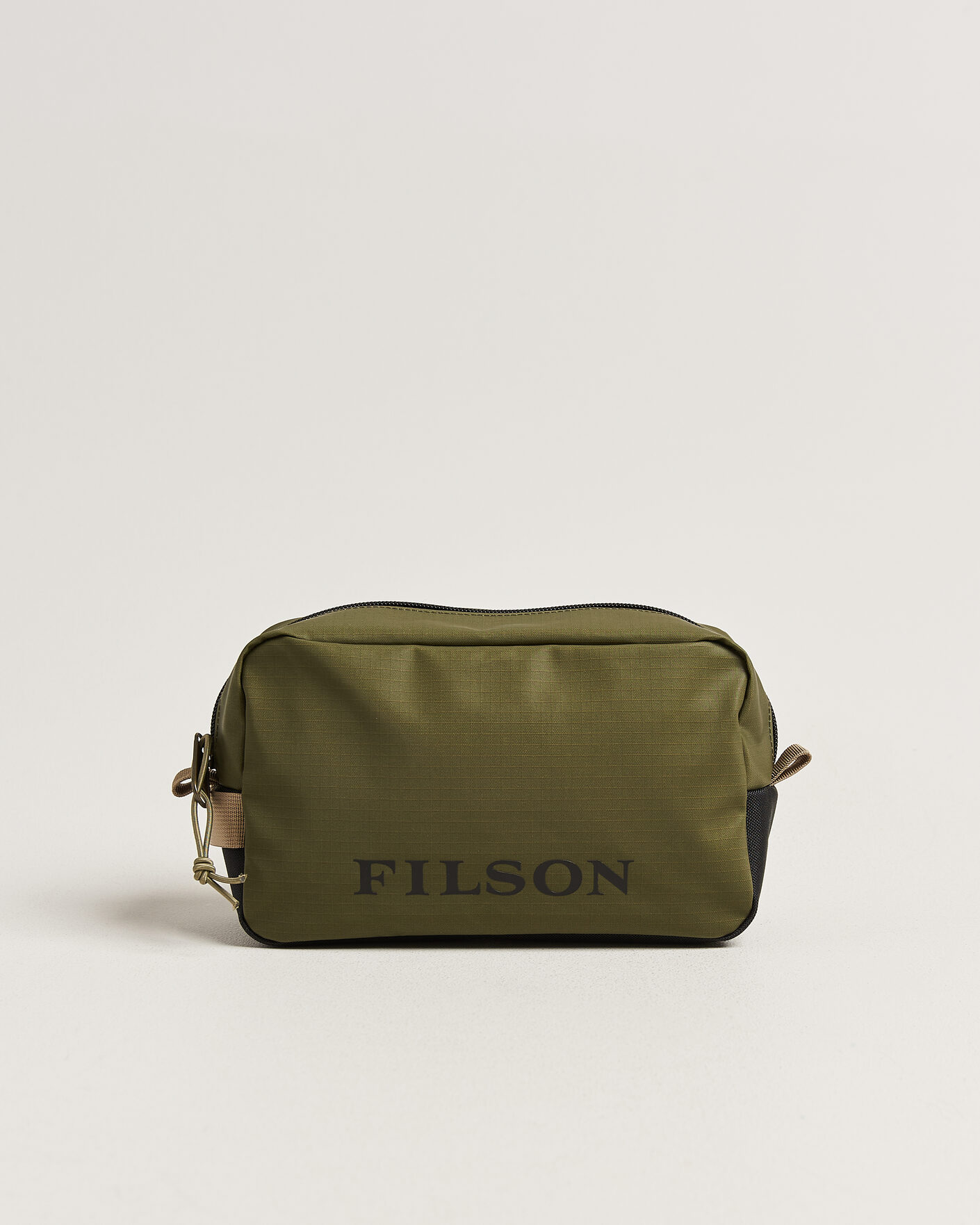 Herre | Tasker | Filson | All Weather Travel Pack Olive