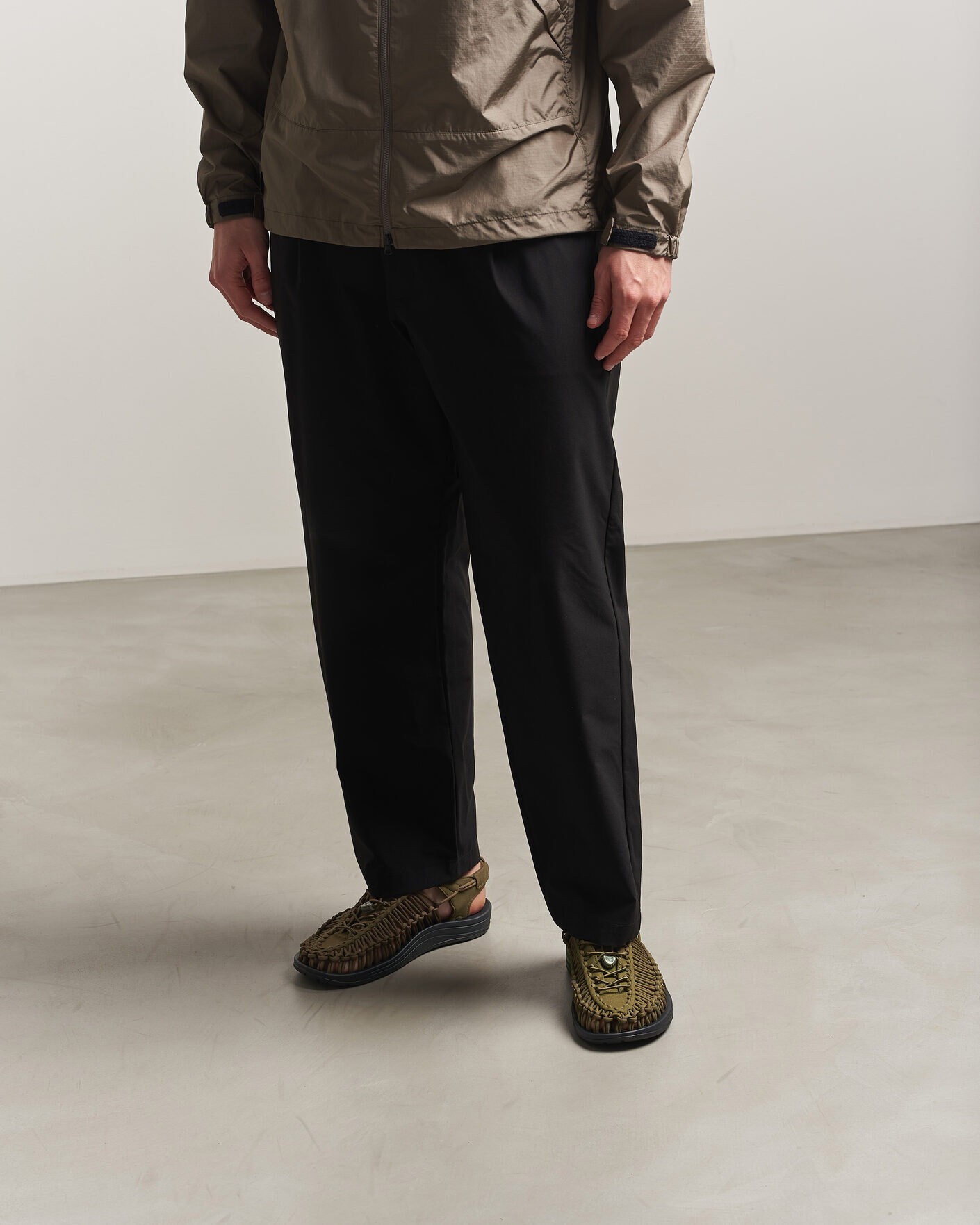 Herre | Sandaler & Hjemmesko | KEEN | Uneek Sneaker Sandal Dark Olive