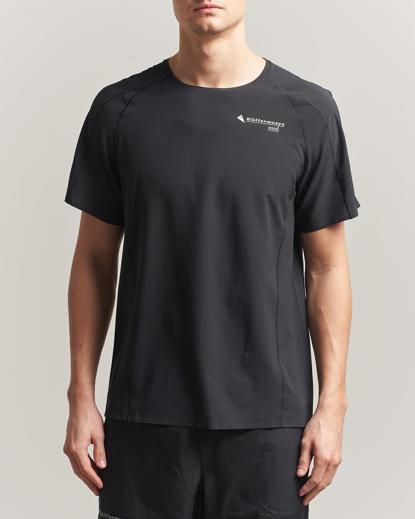 Herre | T-Shirts | Klättermusen | Diser Lightweight T-Shirt Black