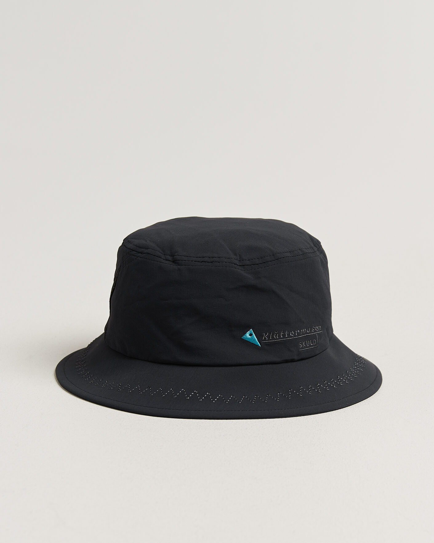 Herre | Hatte & kasketter | Klättermusen | Skuld Bucket Hat Black