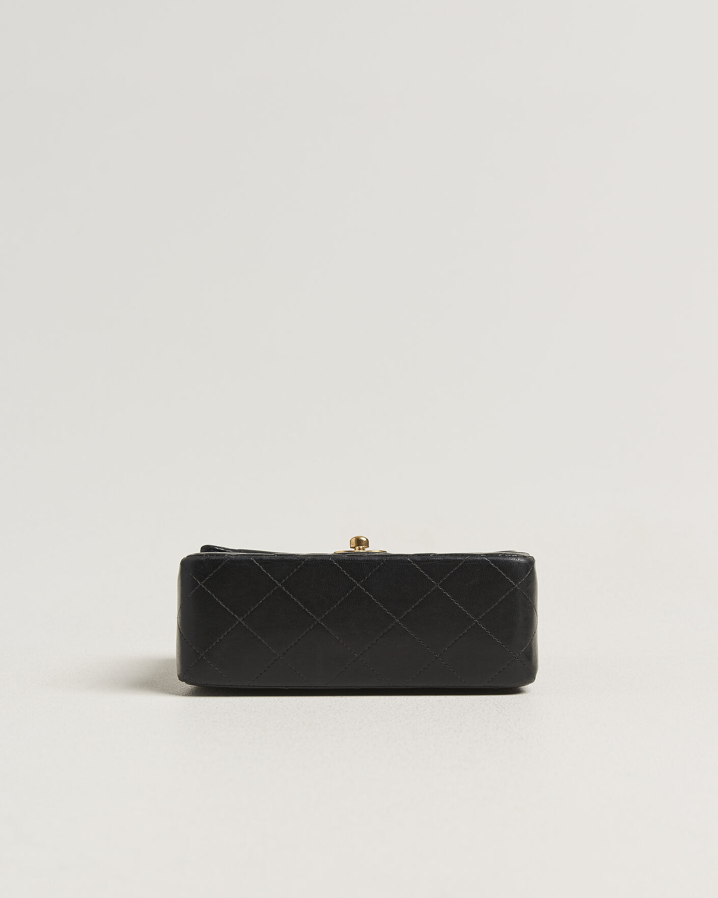 Herre | Pre-Owned & Vintage Bags | Chanel Pre-Owned | Classic Mini Single Flap Square Bag Black