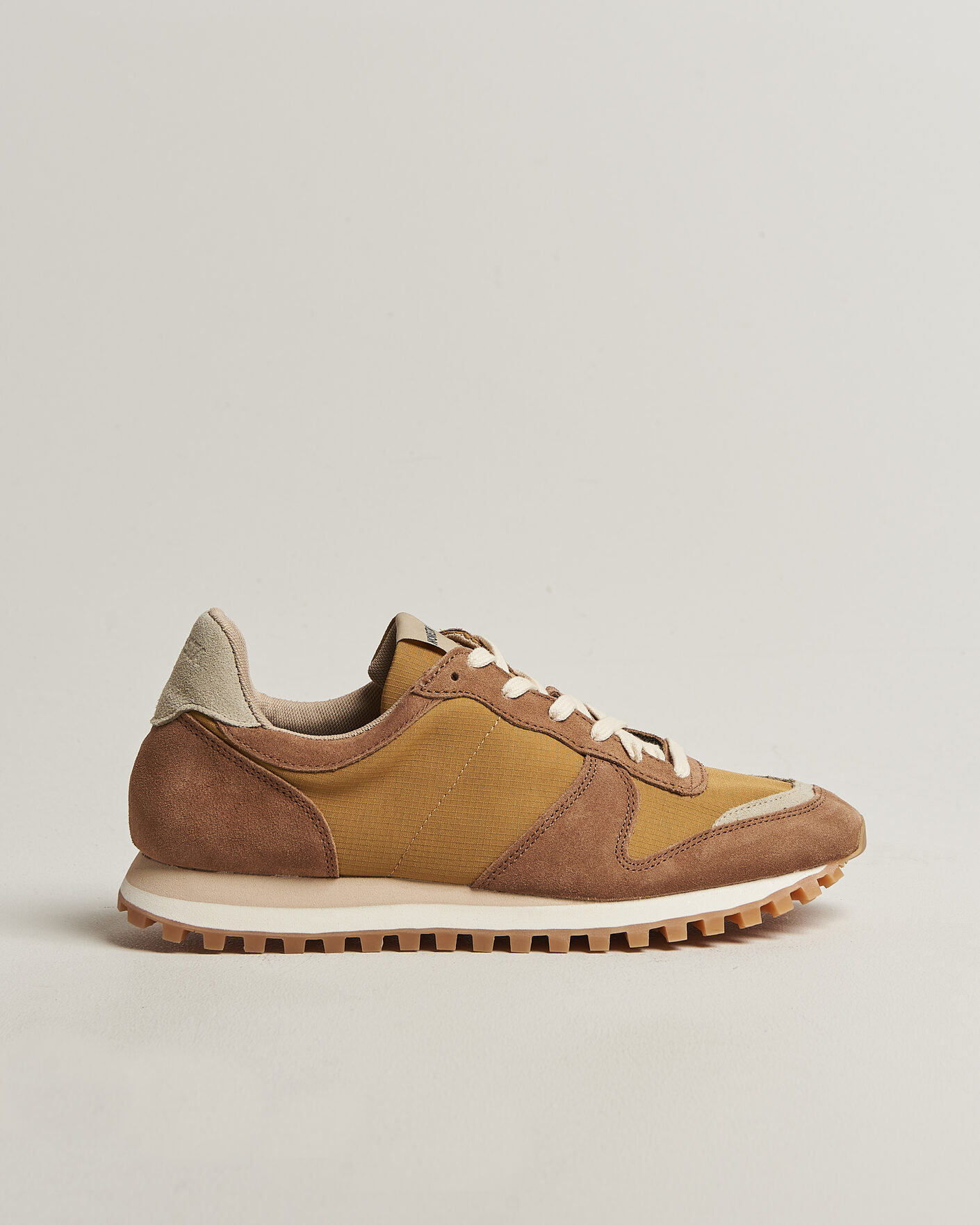 Herre | Sneakers | Novesta | Marathon Trail Running Sneaker Cognac/Beige