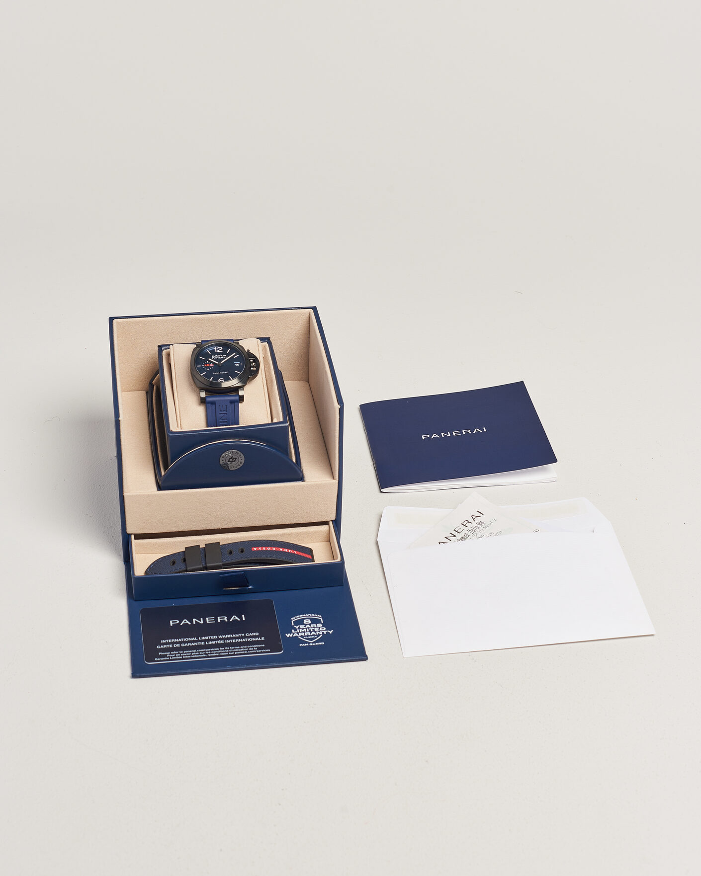 Herre | Pre-Owned & Vintage Watches | Panerai Pre-Owned | Luna Rossa 40 