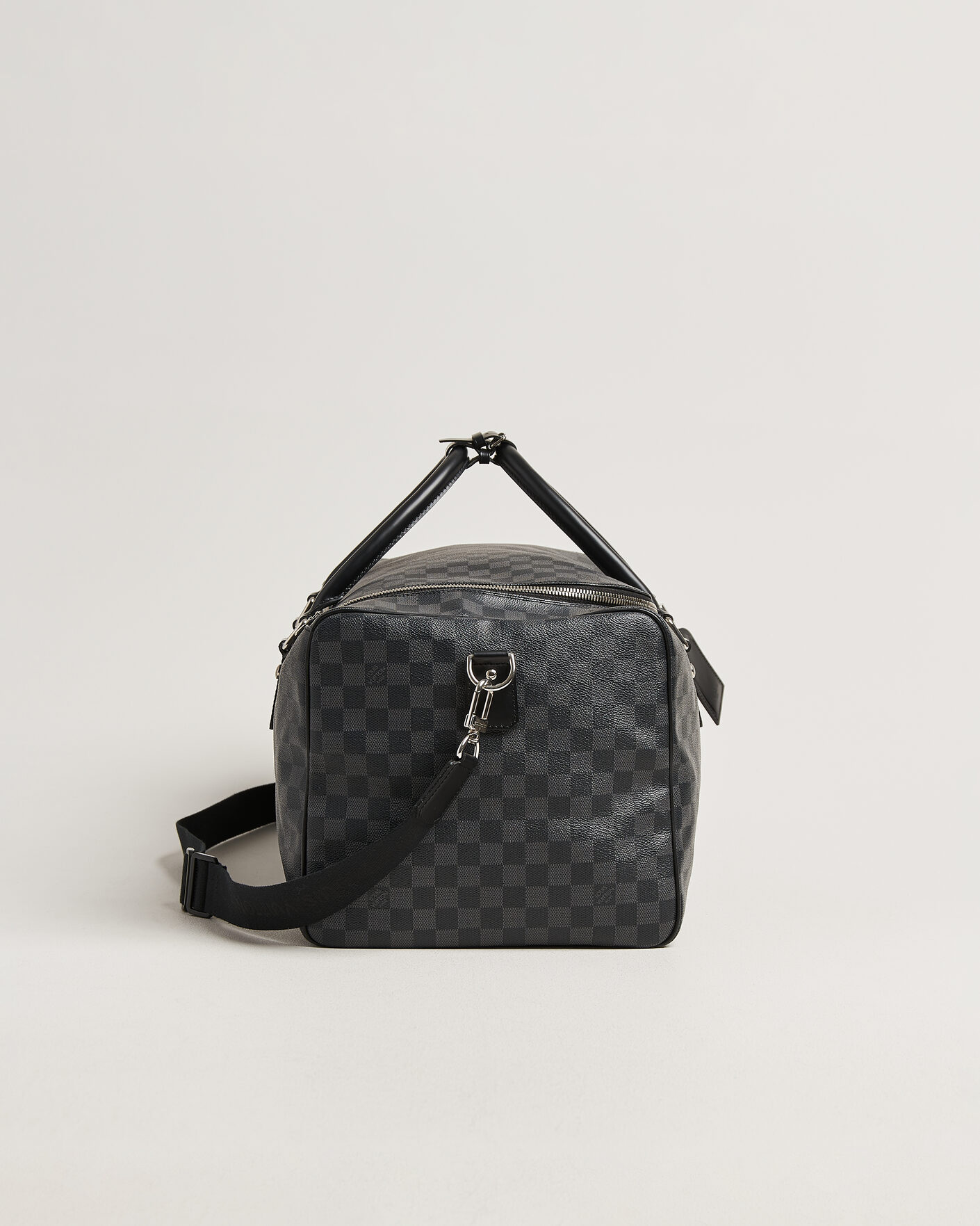Herre | Pre-Owned & Vintage Bags | Louis Vuitton Pre-Owned | Roadster 50 Damier Graphite