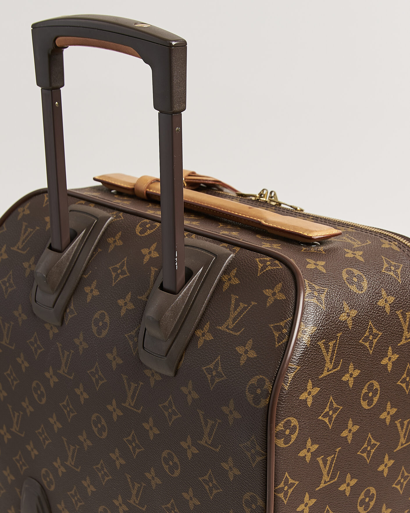 Herre | Pre-Owned & Vintage Bags | Louis Vuitton Pre-Owned | Pegase 45 Trolley Case Monogram
