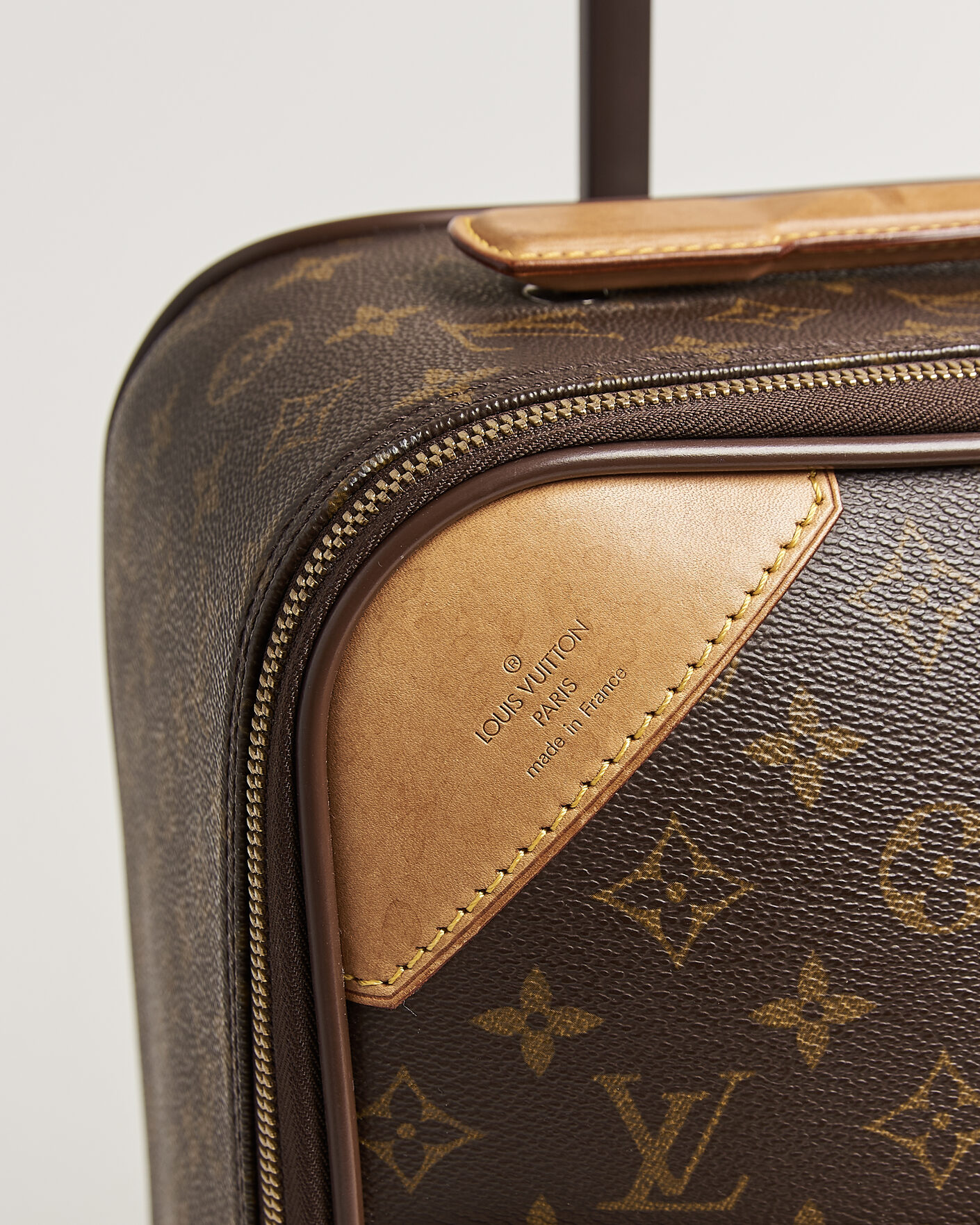 Herre | Pre-Owned & Vintage Bags | Louis Vuitton Pre-Owned | Pegase 45 Trolley Case Monogram