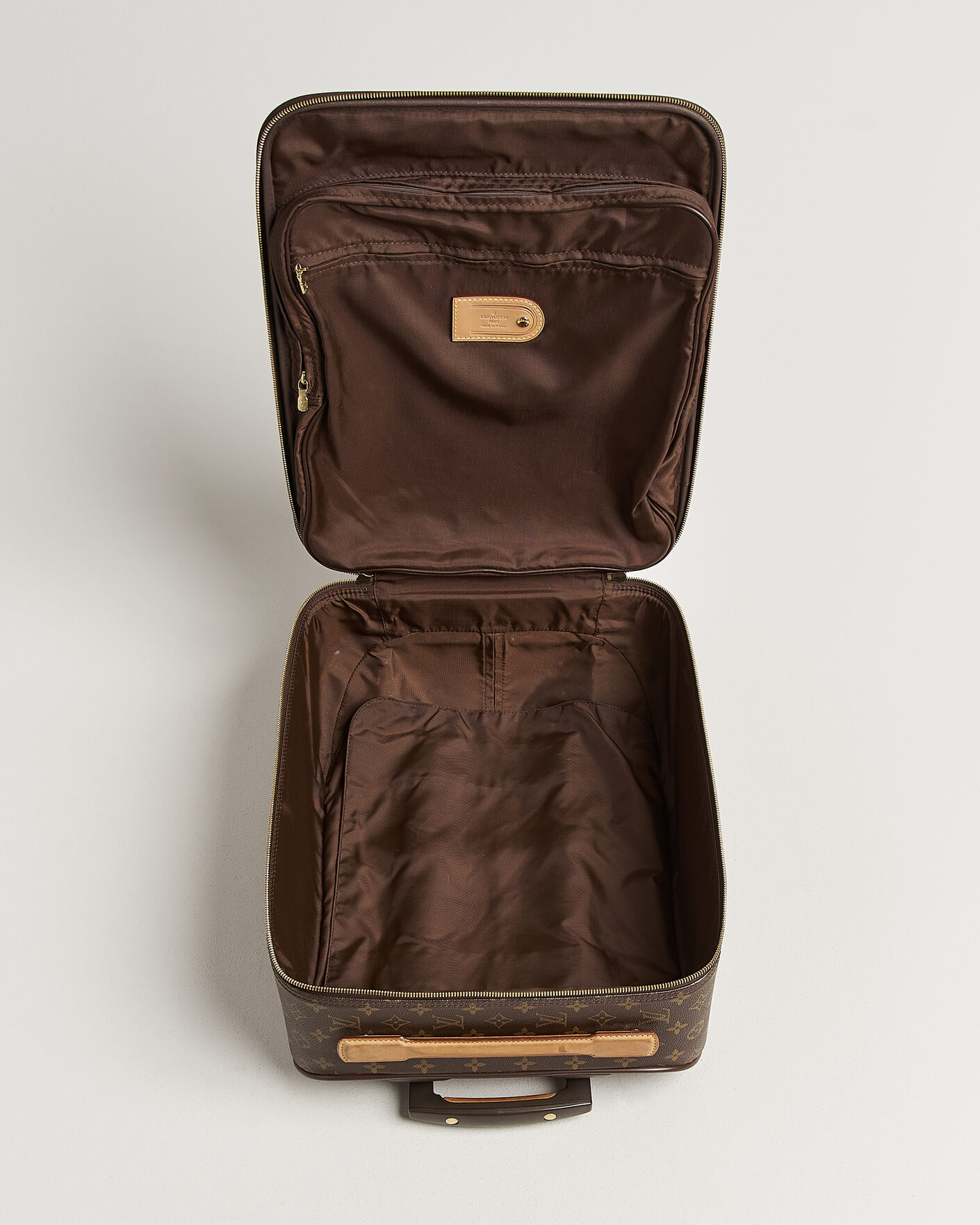 Herre | Pre-Owned & Vintage Bags | Louis Vuitton Pre-Owned | Pegase 45 Trolley Case Monogram