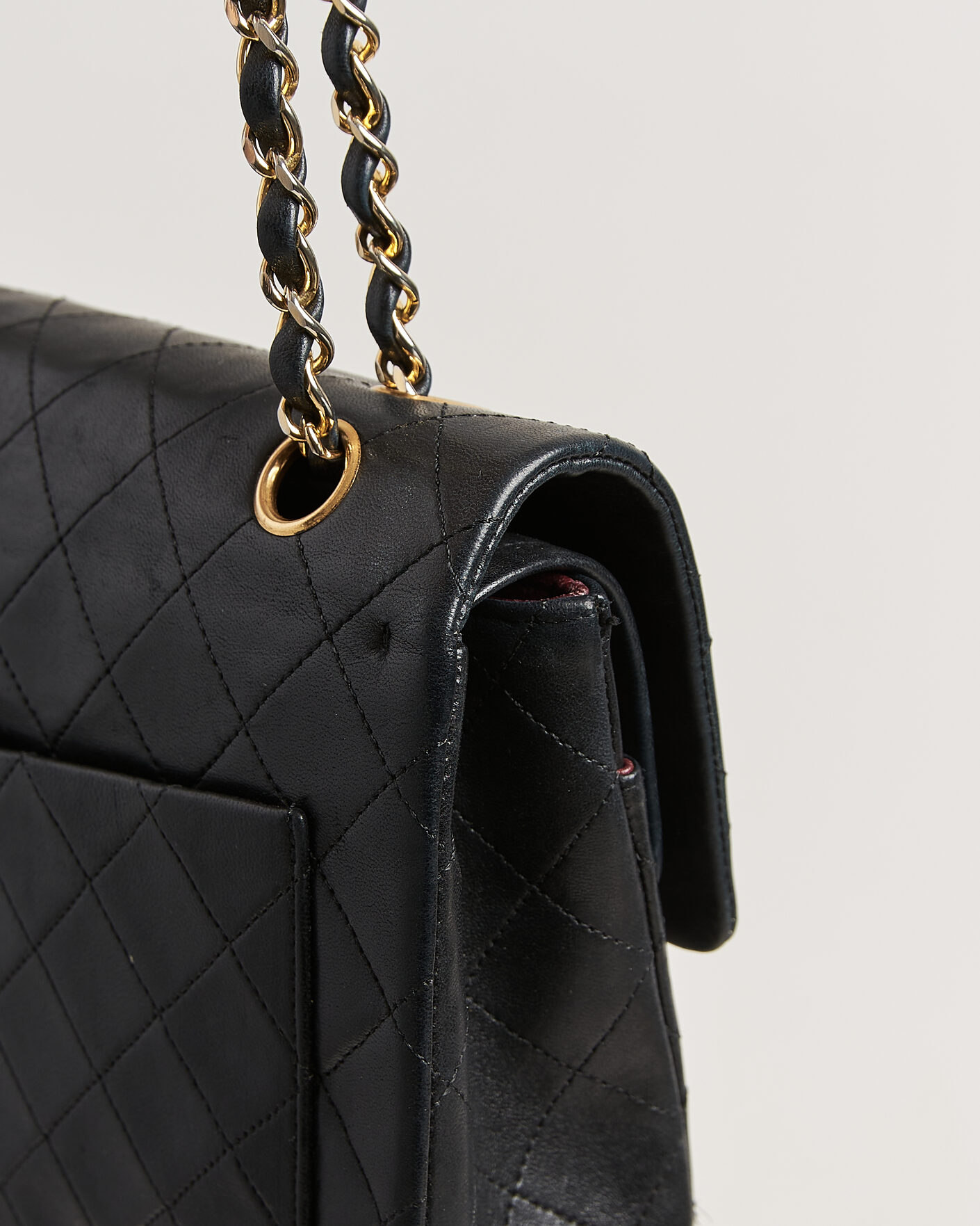 Herre | Pre-Owned & Vintage Bags | Chanel Pre-Owned | Classic Medium Square Double Flap Bag Lambskin Black