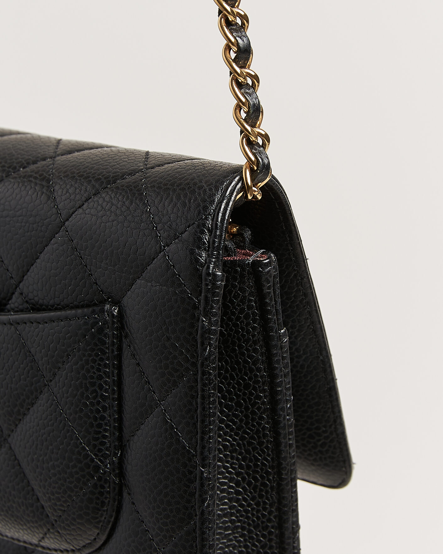 Herre | Pre-Owned & Vintage Bags | Chanel Pre-Owned | Wallet On Chain Caviar Leather Black