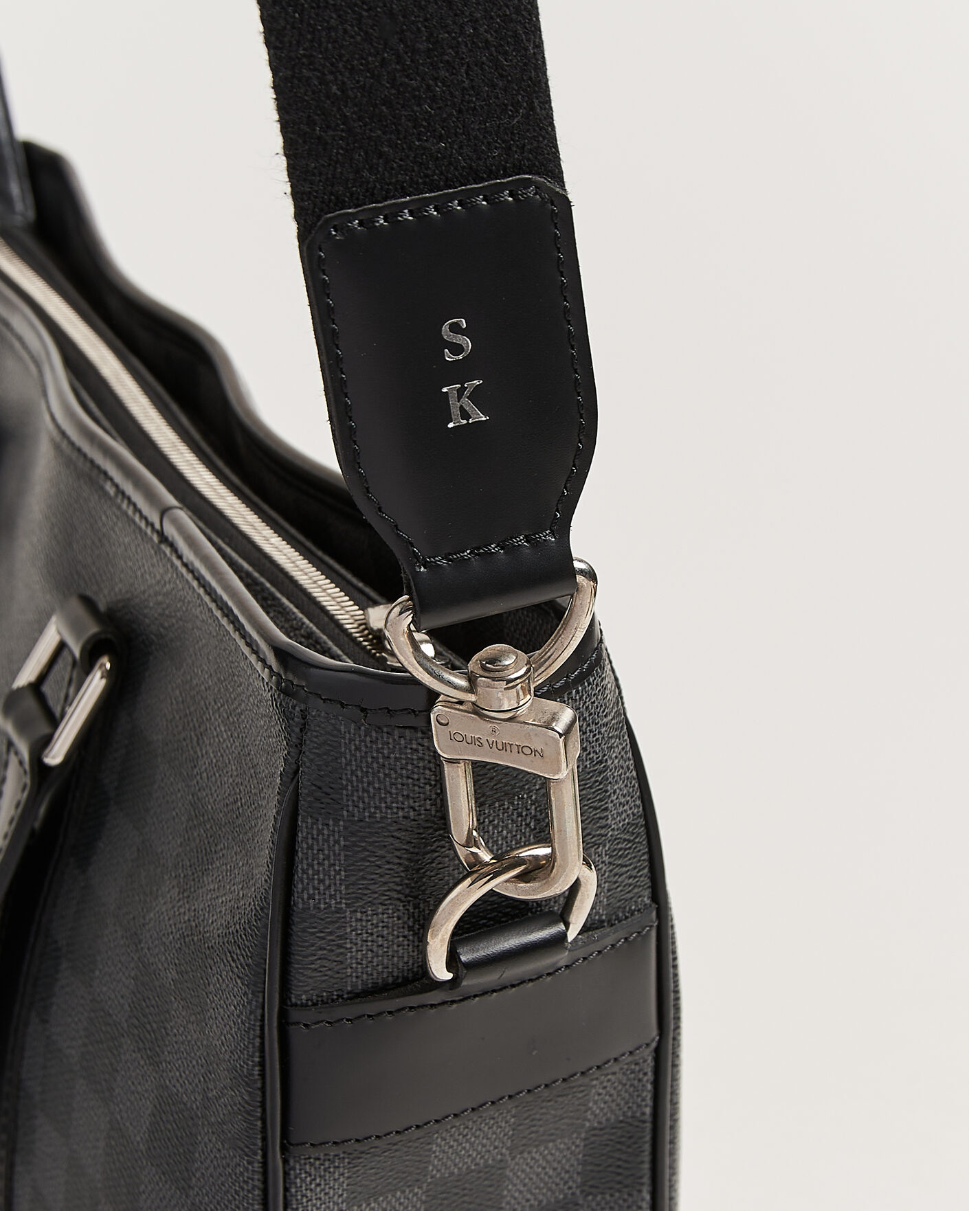 Herre | Pre-Owned & Vintage Bags | Louis Vuitton Pre-Owned | Tadao Tote bag PM Damier Graphite