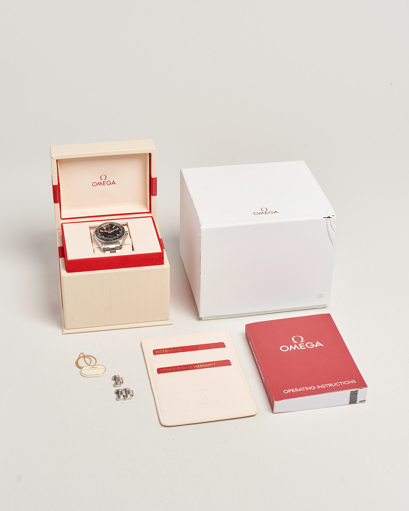 Herre | Pre-Owned & Vintage Watches | Omega Pre-Owned | Seamaster Planet Ocean 600M 