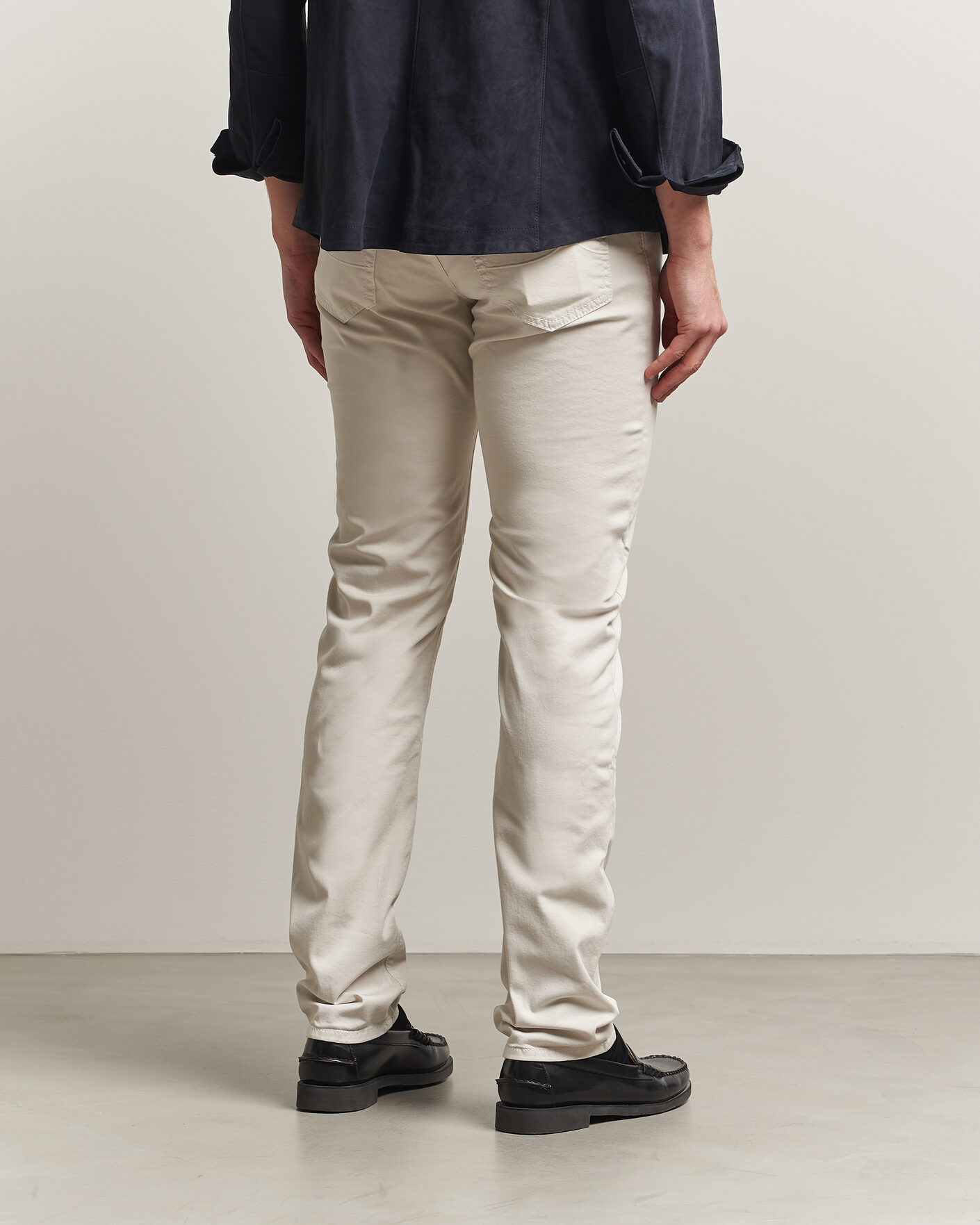 Herre | Bukser | Jacob Cohën | Bard Garment Dyed Gabardine Trousers Off White